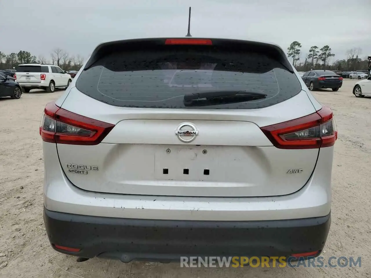 6 Photograph of a damaged car JN1BJ1CW5LW375723 NISSAN ROGUE 2020