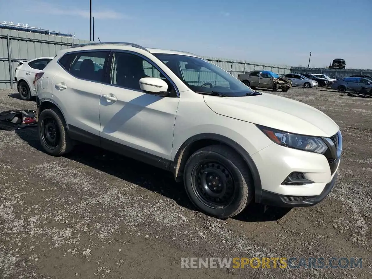 4 Photograph of a damaged car JN1BJ1CW5LW391646 NISSAN ROGUE 2020