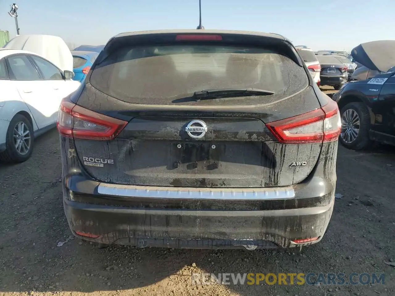6 Photograph of a damaged car JN1BJ1CW5LW644190 NISSAN ROGUE 2020