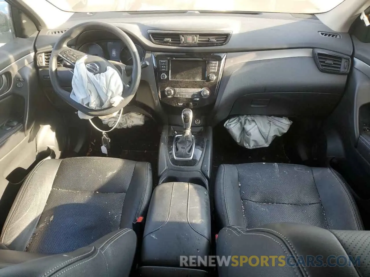 8 Photograph of a damaged car JN1BJ1CW5LW644190 NISSAN ROGUE 2020