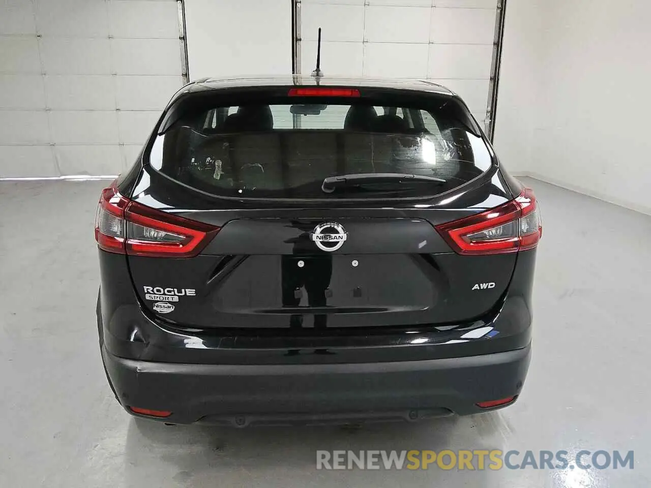6 Photograph of a damaged car JN1BJ1CW6LW384642 NISSAN ROGUE 2020