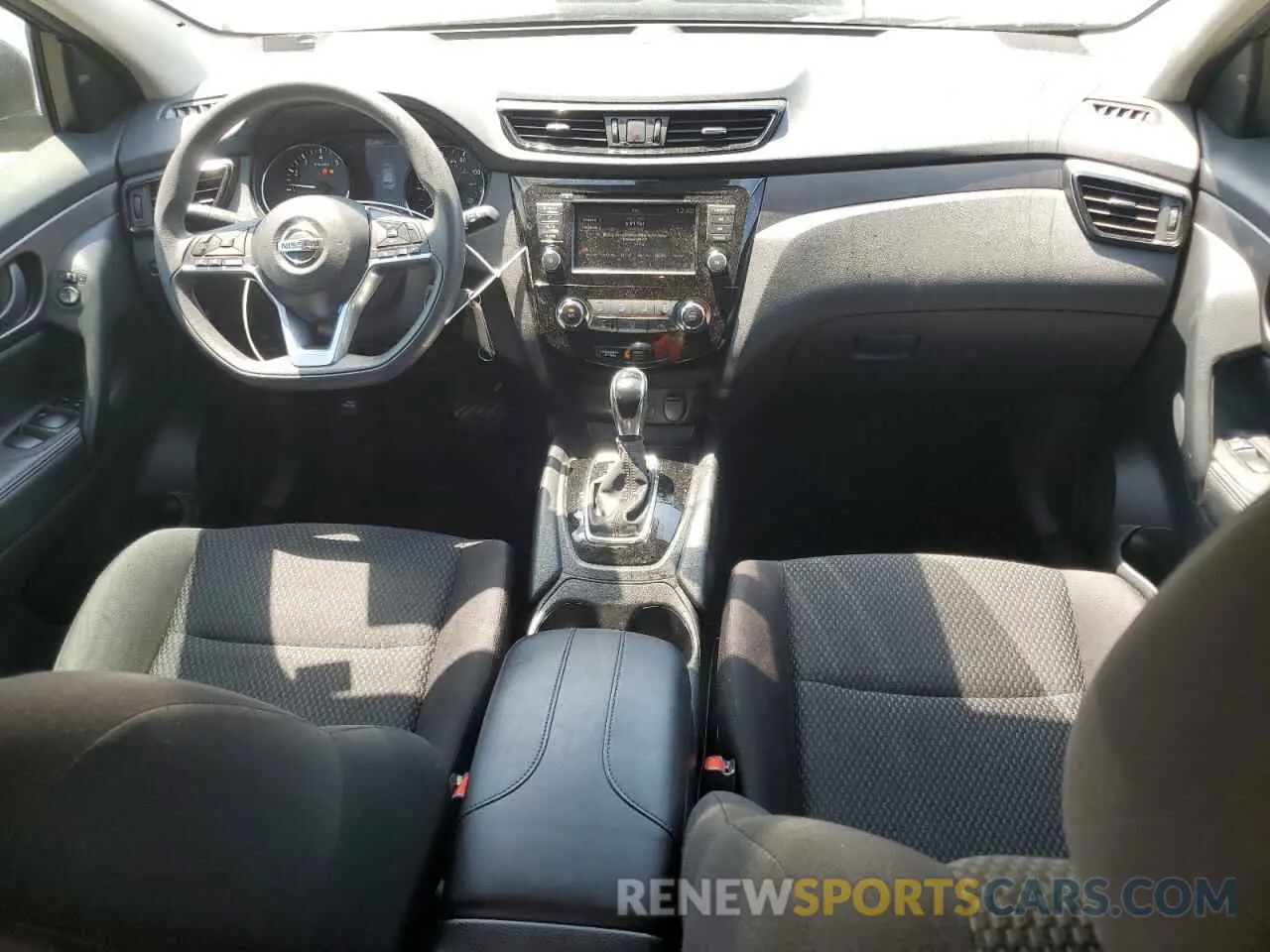 8 Photograph of a damaged car JN1BJ1CW6LW646367 NISSAN ROGUE 2020