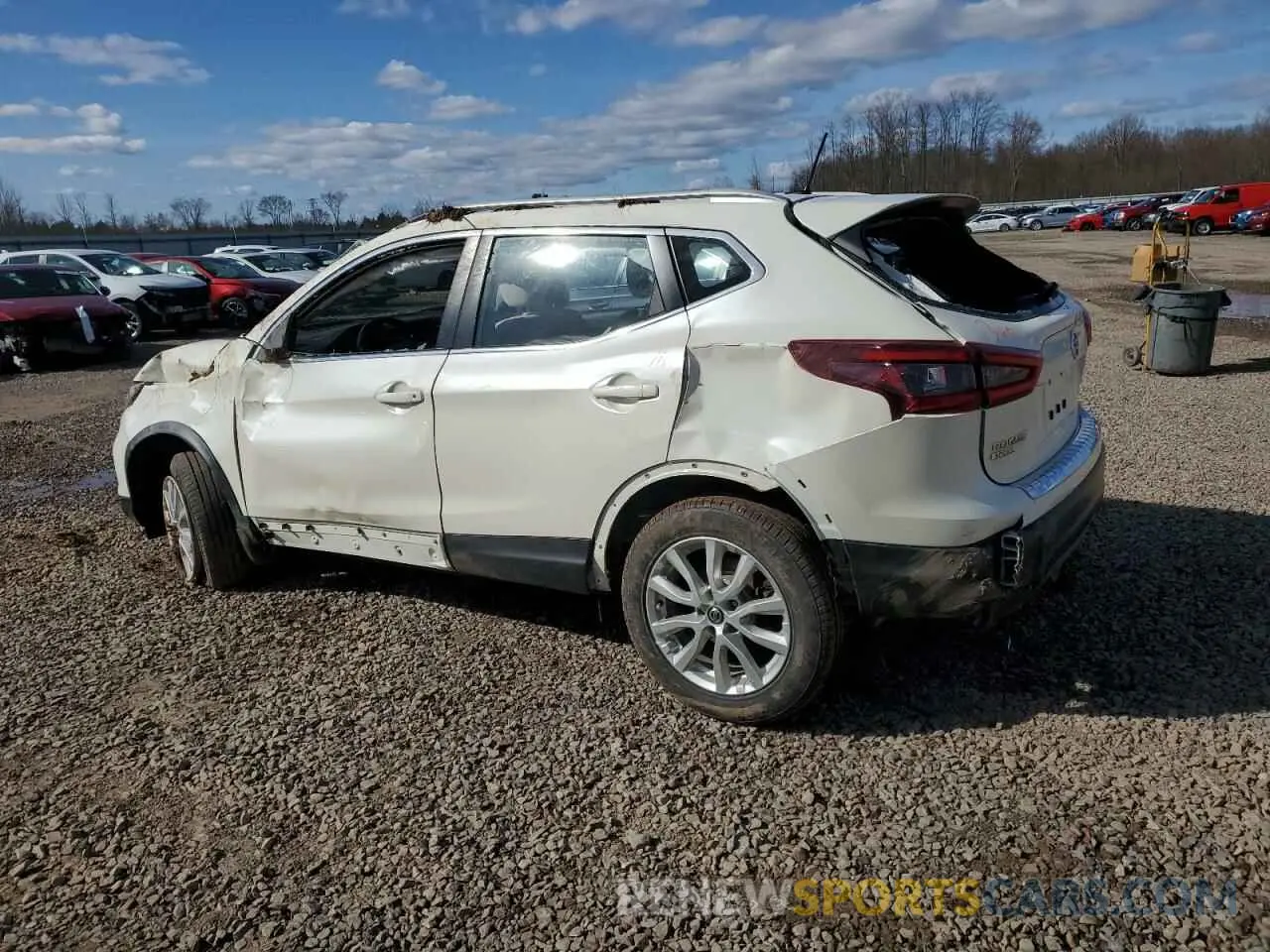 2 Photograph of a damaged car JN1BJ1CW6LW648457 NISSAN ROGUE 2020