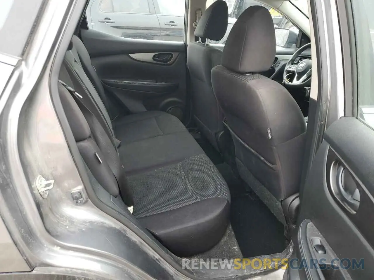 11 Photograph of a damaged car JN1BJ1CW8LW361833 NISSAN ROGUE 2020
