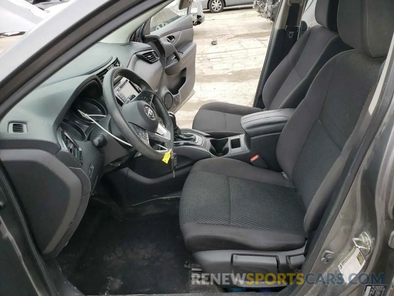 7 Photograph of a damaged car JN1BJ1CW8LW361833 NISSAN ROGUE 2020
