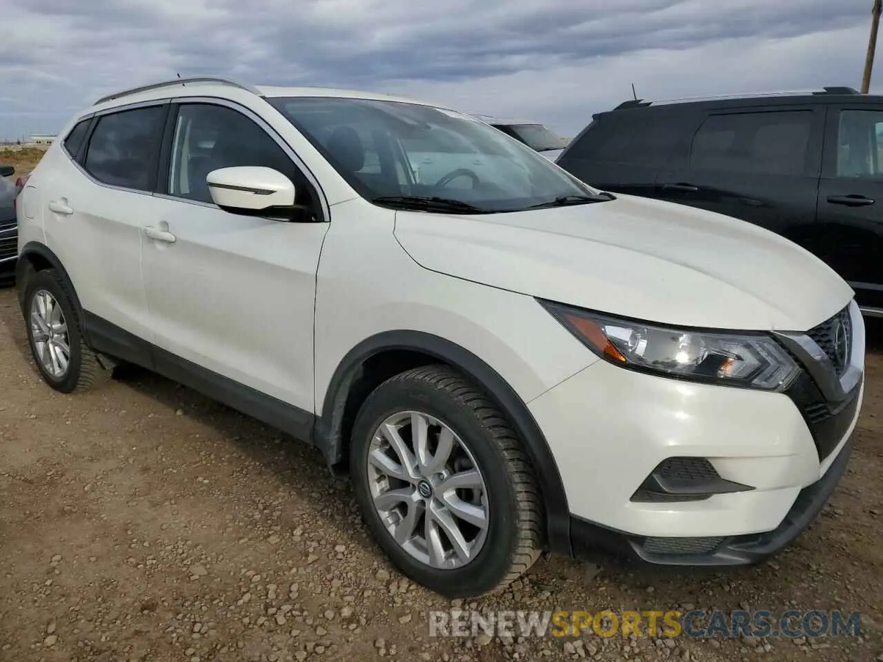 4 Photograph of a damaged car JN1BJ1CWXLW372400 NISSAN ROGUE 2020