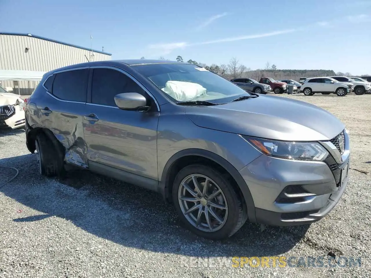 4 Photograph of a damaged car JN1BJ1CWXLW375670 NISSAN ROGUE 2020