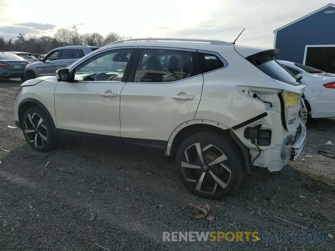 2 Photograph of a damaged car JN1BJ1CWXLW651183 NISSAN ROGUE 2020
