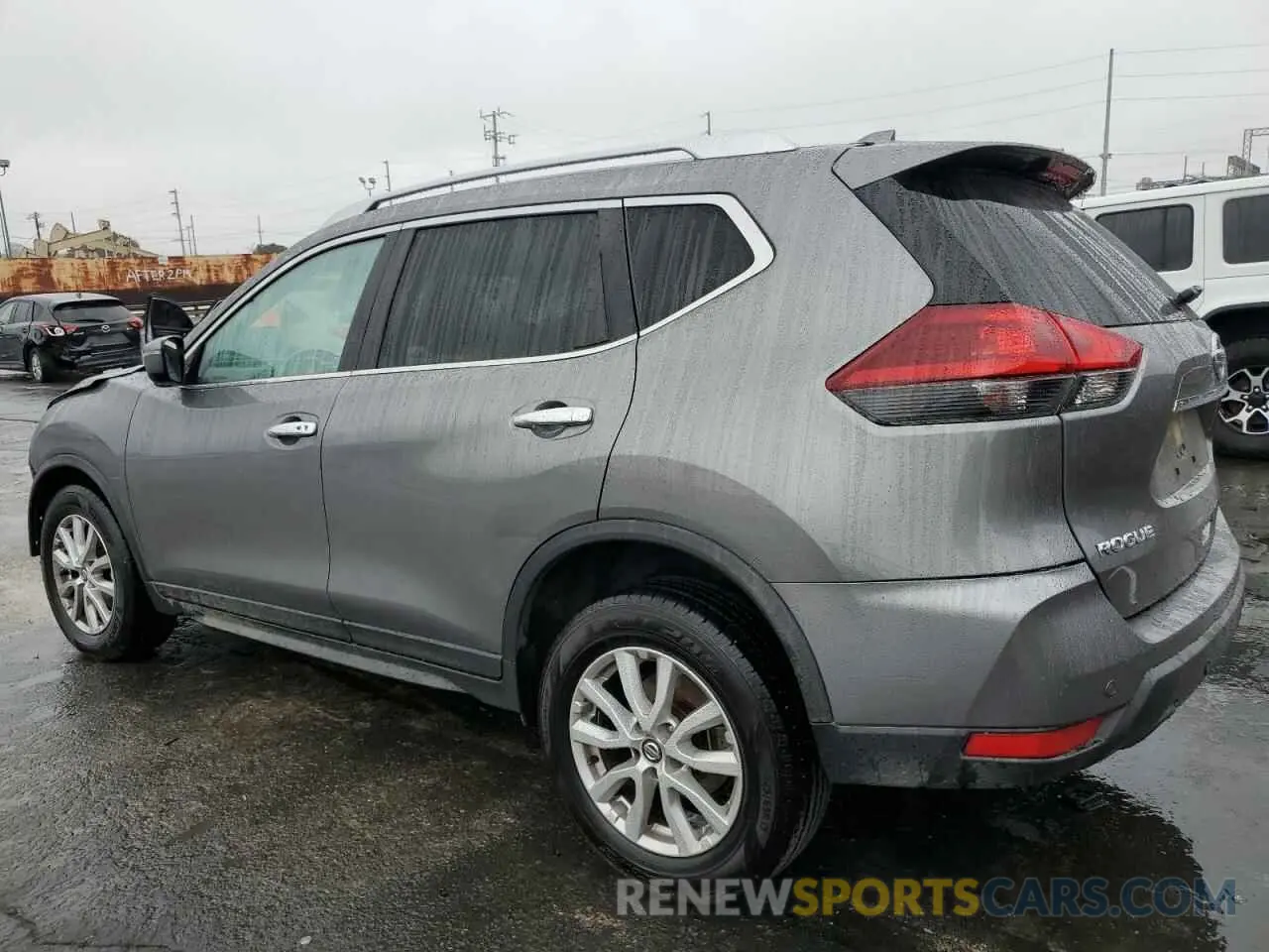 2 Photograph of a damaged car JN8AT2MT0LW007628 NISSAN ROGUE 2020