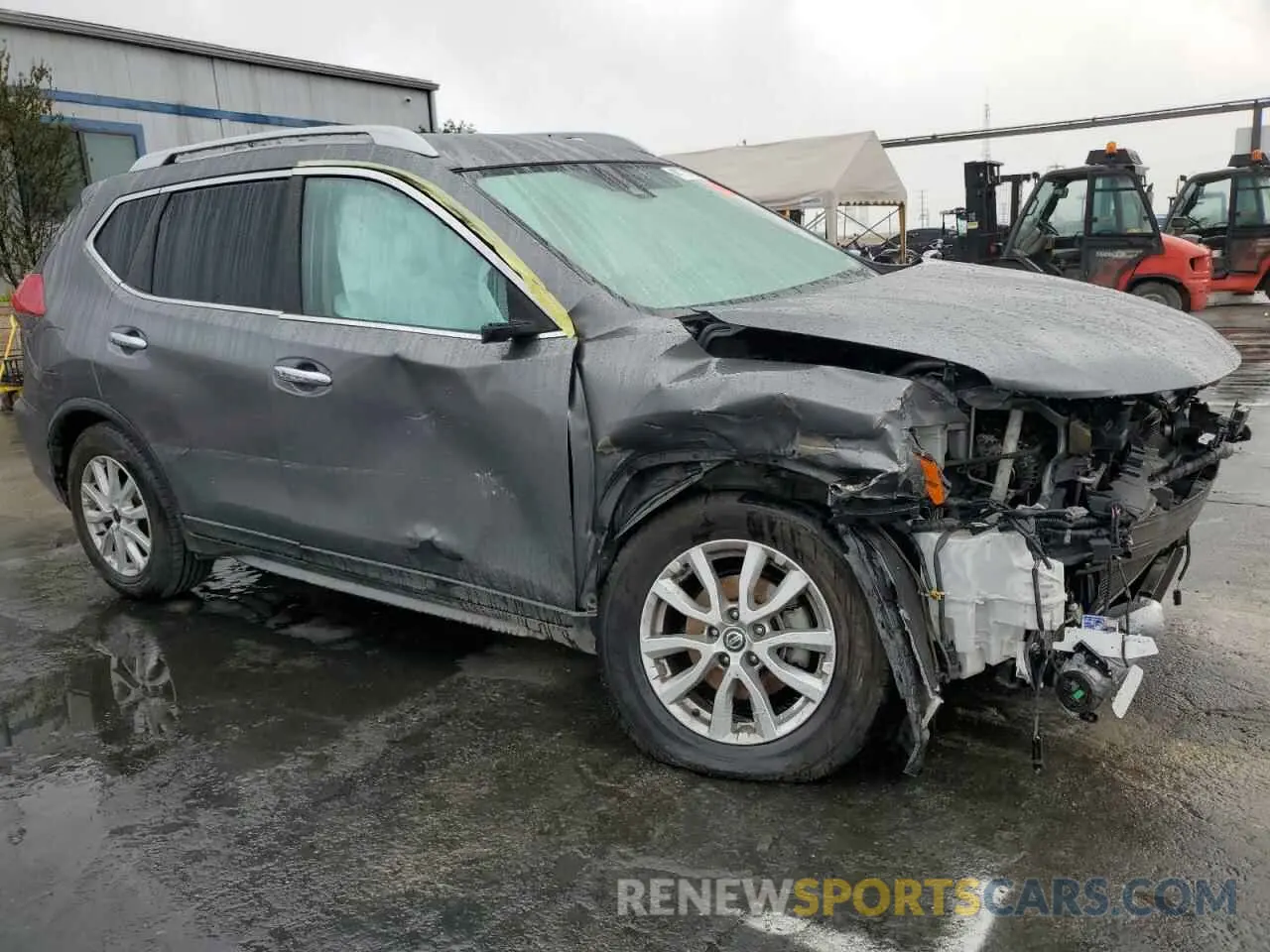 4 Photograph of a damaged car JN8AT2MT0LW007628 NISSAN ROGUE 2020