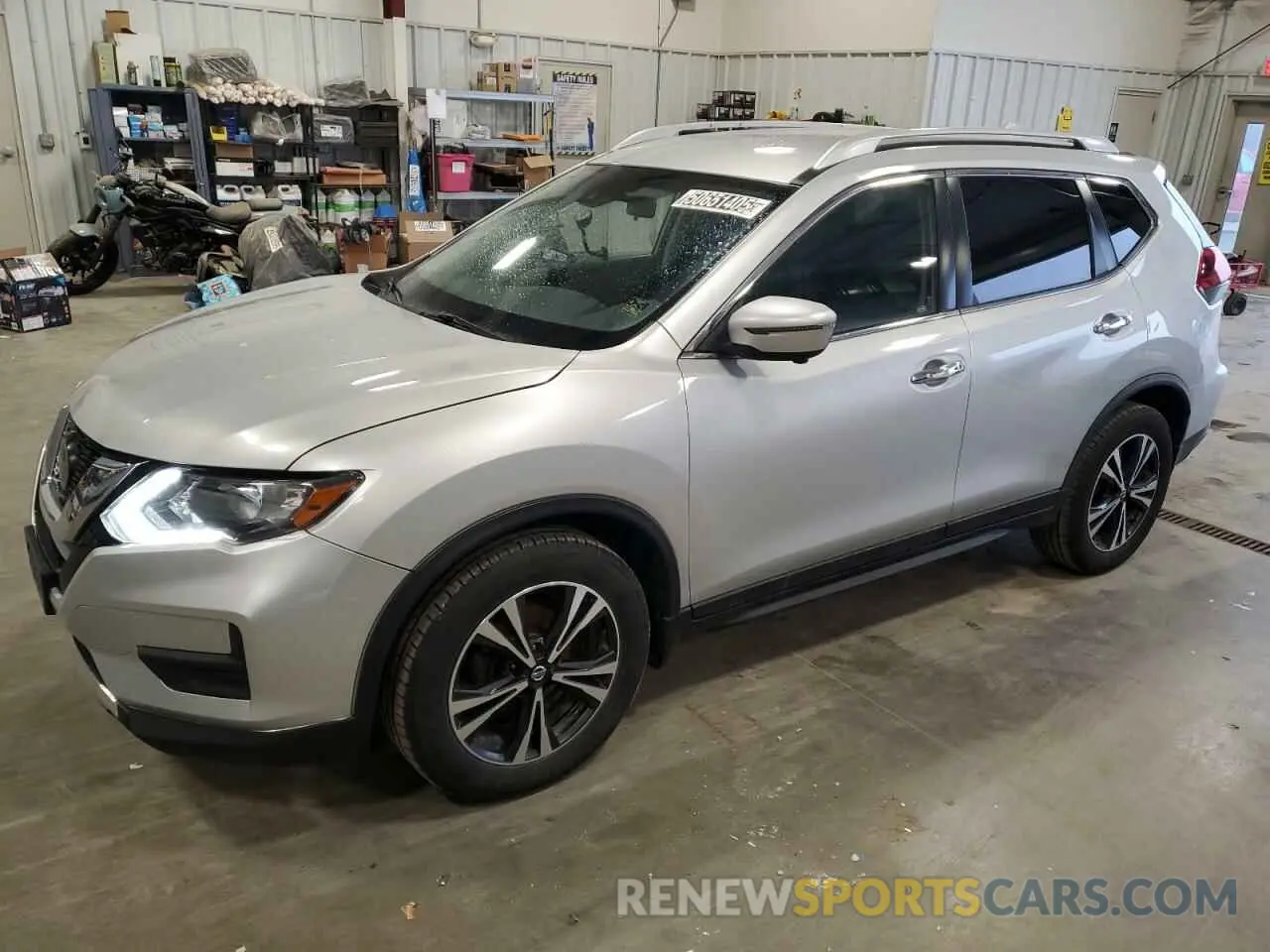 1 Photograph of a damaged car JN8AT2MT0LW012196 NISSAN ROGUE 2020