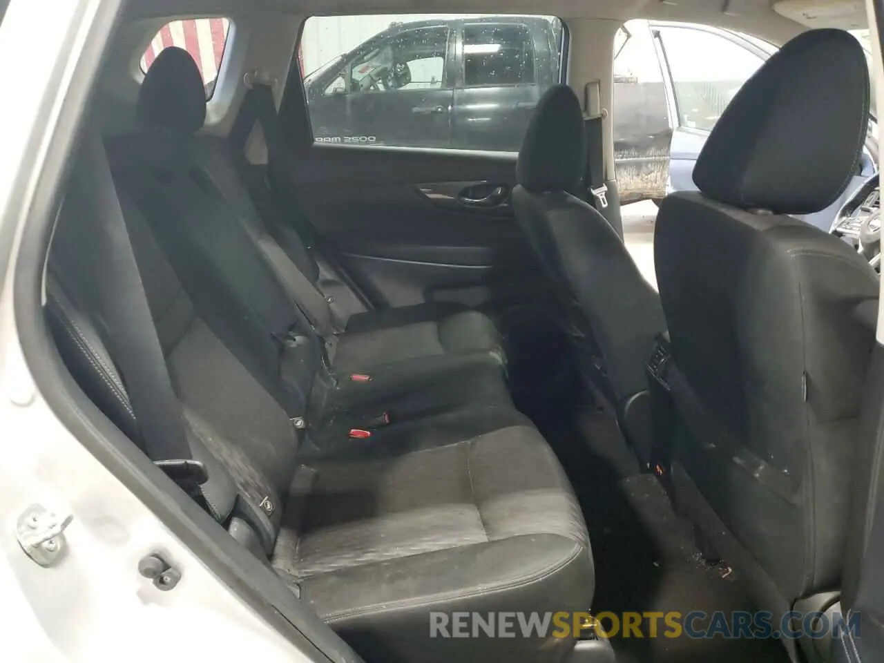10 Photograph of a damaged car JN8AT2MT0LW012196 NISSAN ROGUE 2020