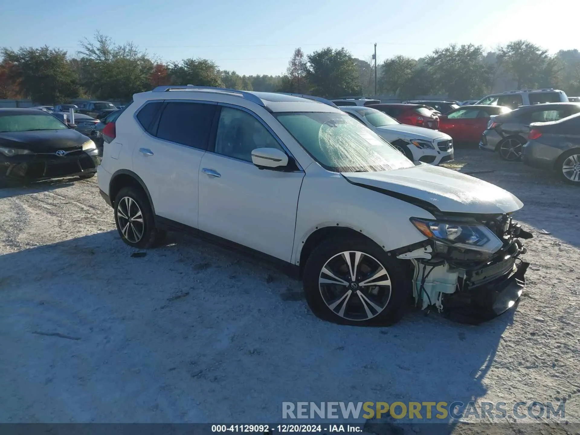1 Photograph of a damaged car JN8AT2MT0LW012490 NISSAN ROGUE 2020