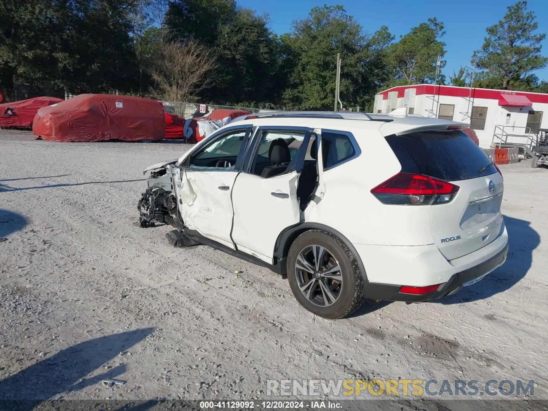 3 Photograph of a damaged car JN8AT2MT0LW012490 NISSAN ROGUE 2020