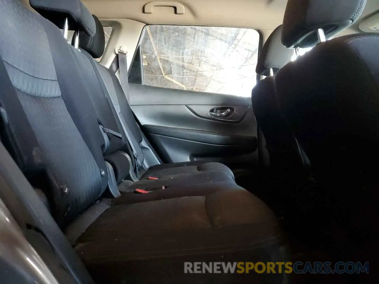 10 Photograph of a damaged car JN8AT2MT0LW018208 NISSAN ROGUE 2020