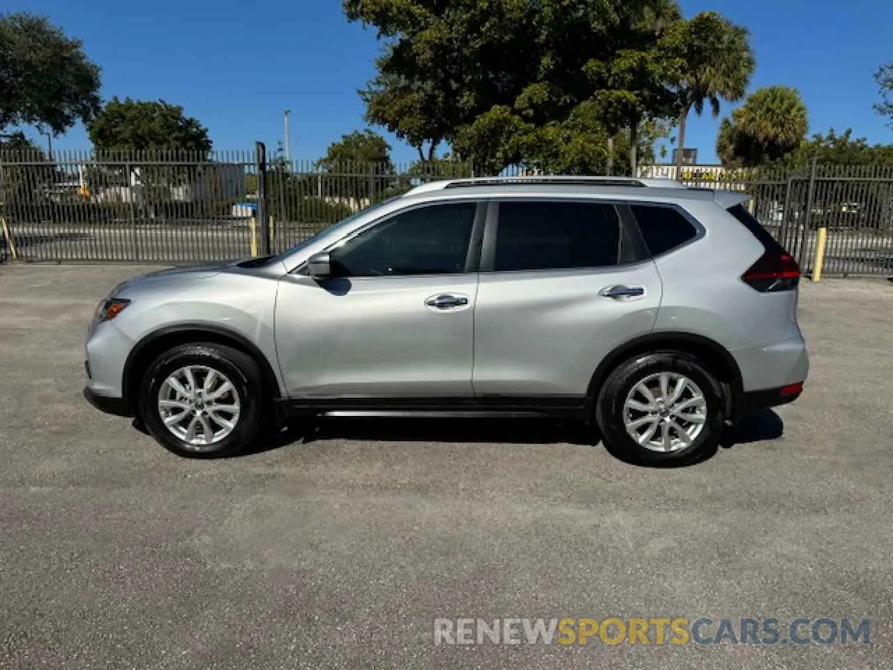 12 Photograph of a damaged car JN8AT2MT0LW040726 NISSAN ROGUE 2020