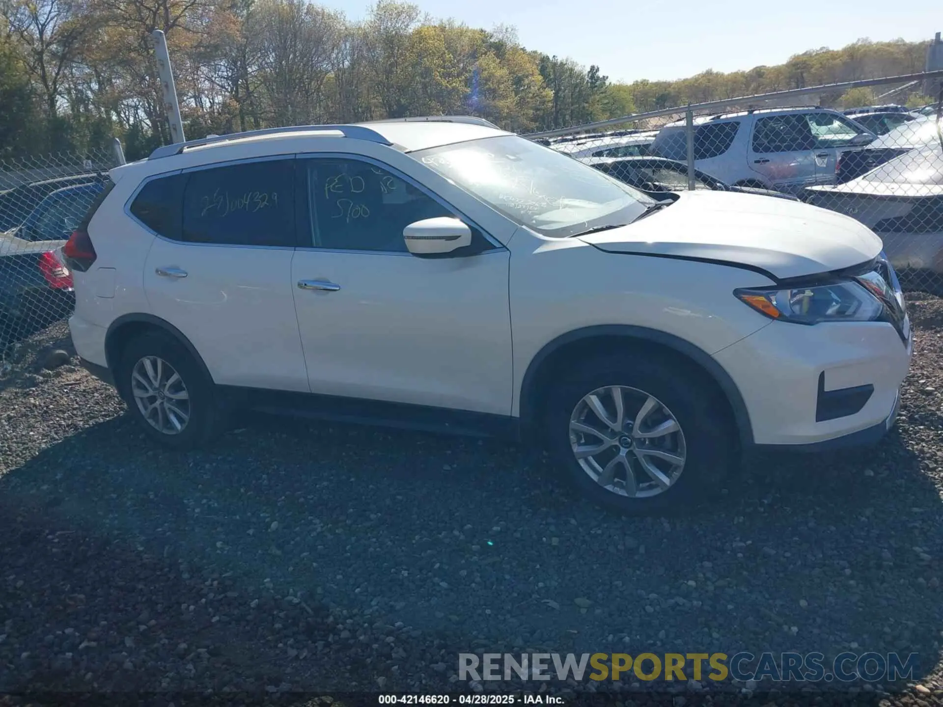 12 Photograph of a damaged car JN8AT2MT1LW013700 NISSAN ROGUE 2020