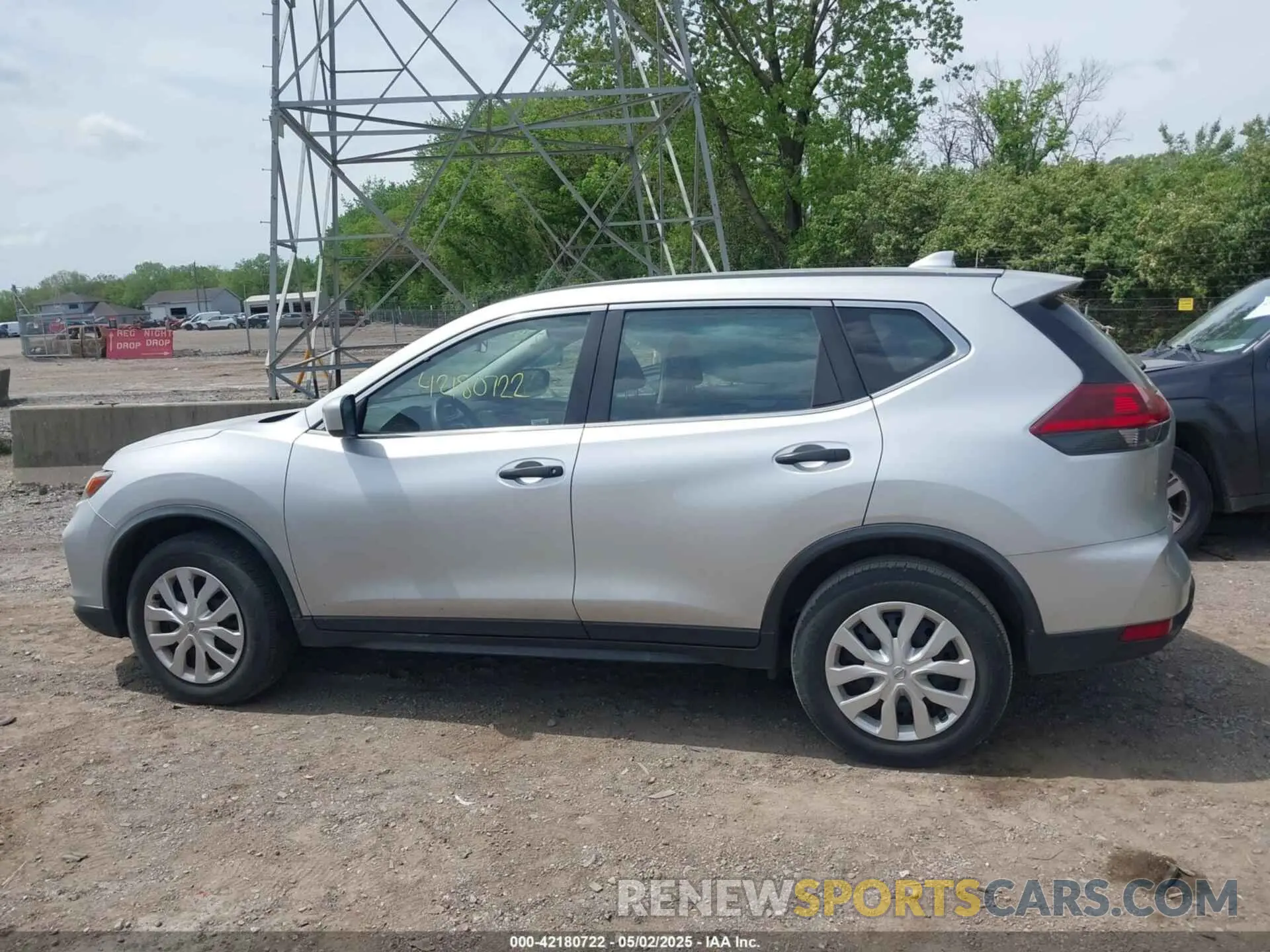 14 Photograph of a damaged car JN8AT2MT1LW043358 NISSAN ROGUE 2020
