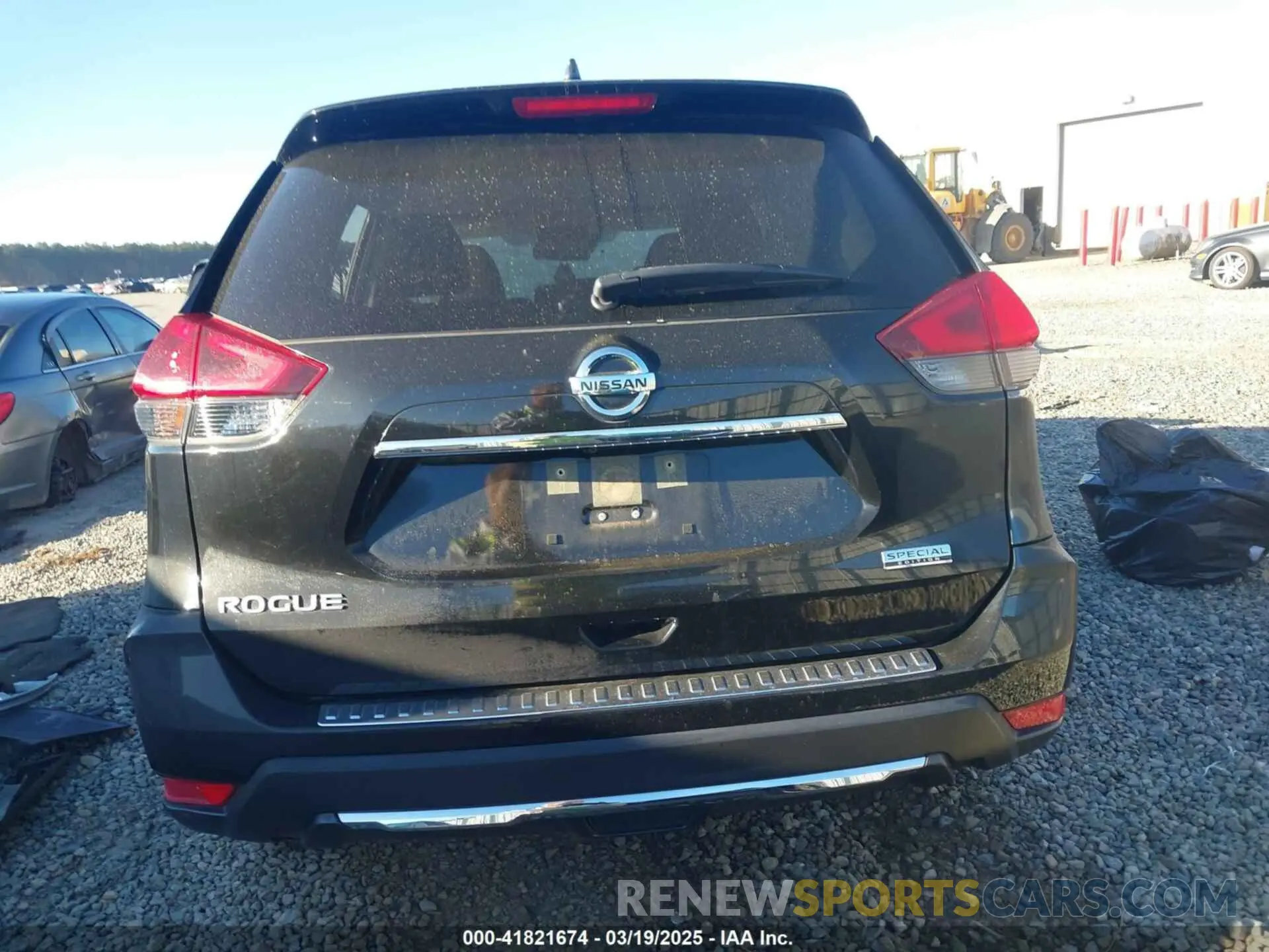 16 Photograph of a damaged car JN8AT2MT2LW001880 NISSAN ROGUE 2020