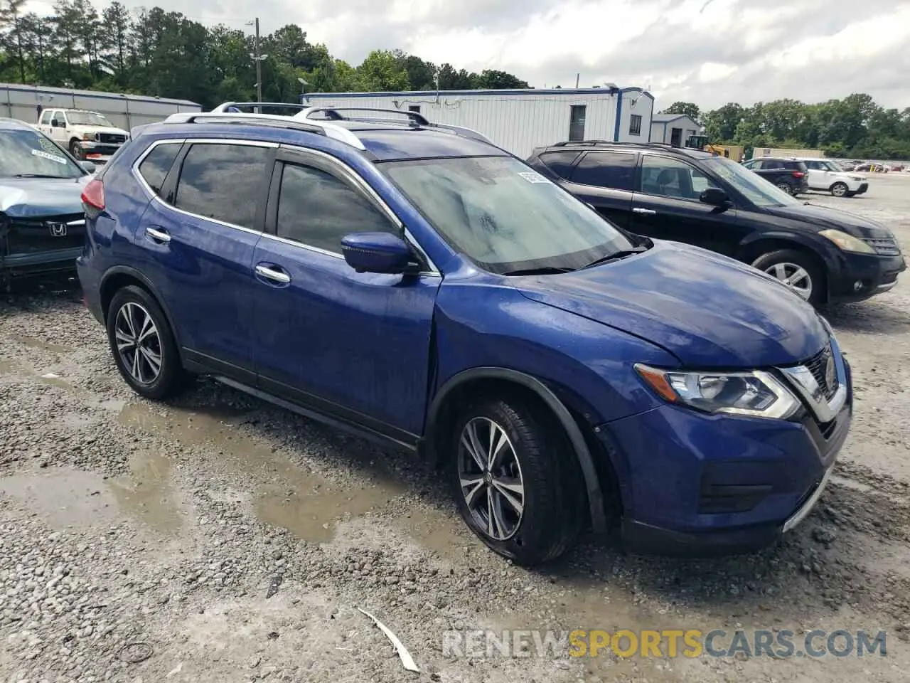 4 Photograph of a damaged car JN8AT2MT2LW003743 NISSAN ROGUE 2020