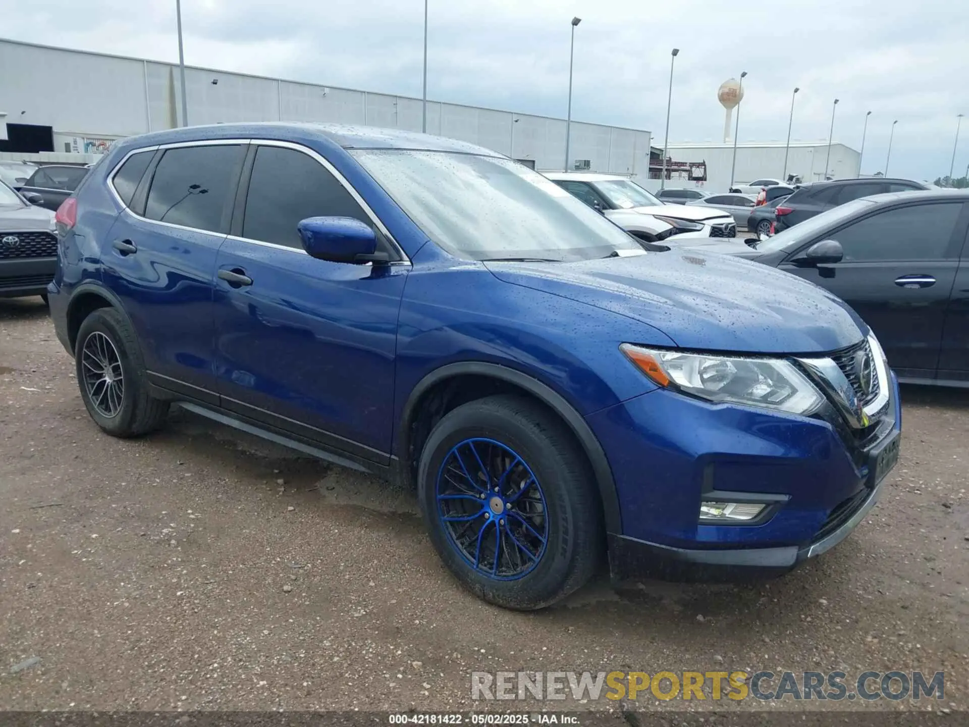 1 Photograph of a damaged car JN8AT2MT2LW043952 NISSAN ROGUE 2020