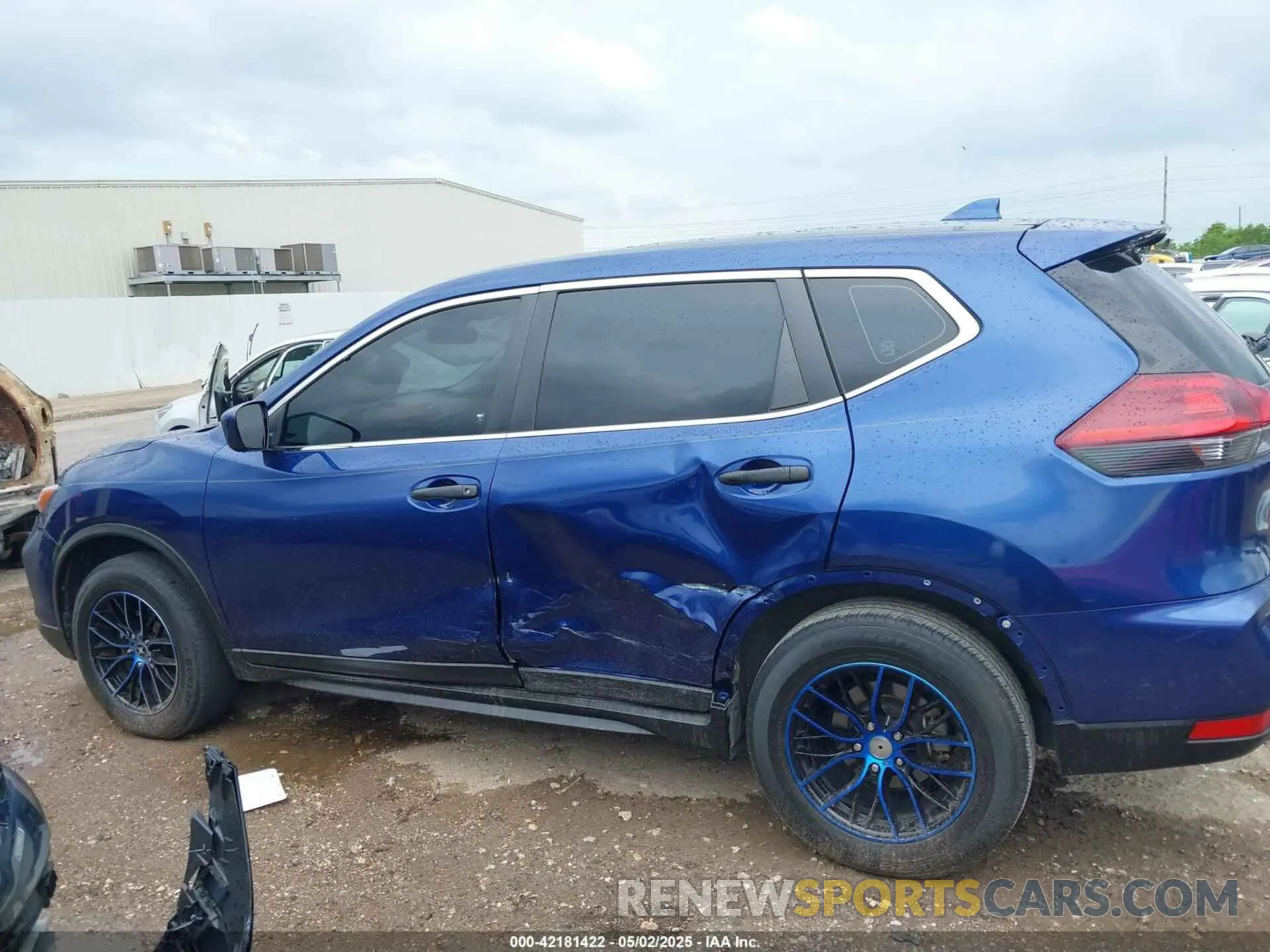 14 Photograph of a damaged car JN8AT2MT2LW043952 NISSAN ROGUE 2020