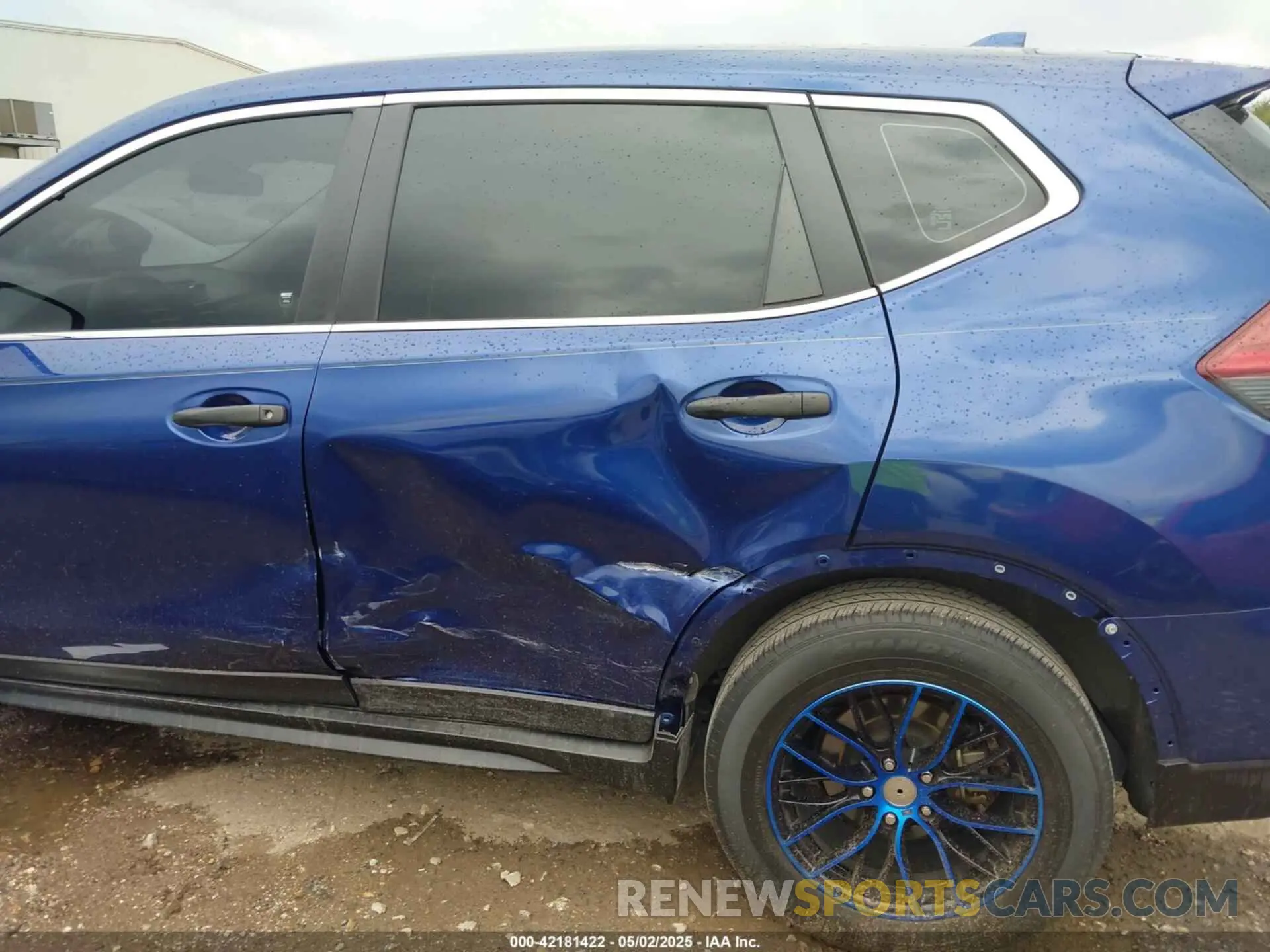 6 Photograph of a damaged car JN8AT2MT2LW043952 NISSAN ROGUE 2020