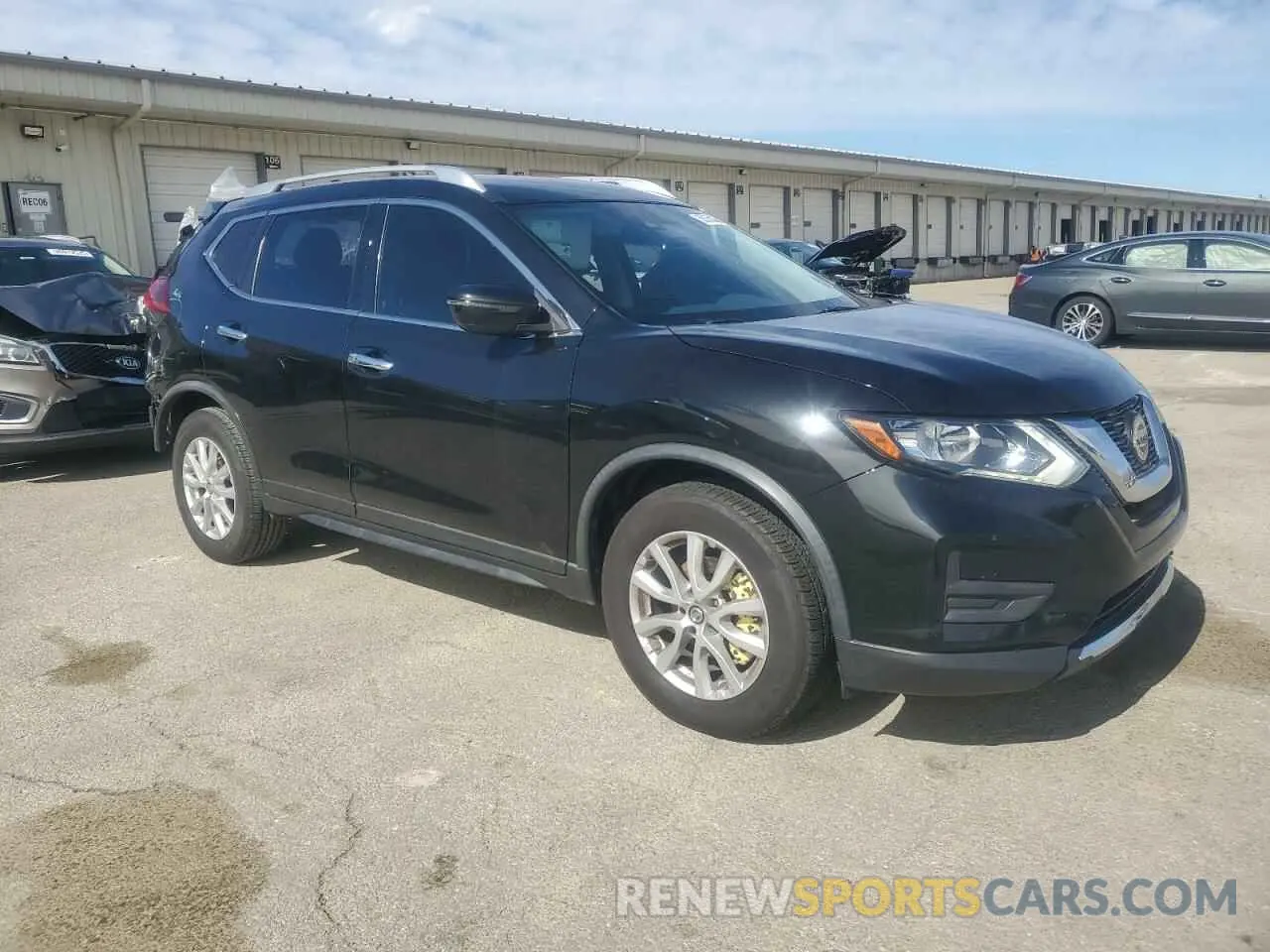 4 Photograph of a damaged car JN8AT2MT3LW001712 NISSAN ROGUE 2020