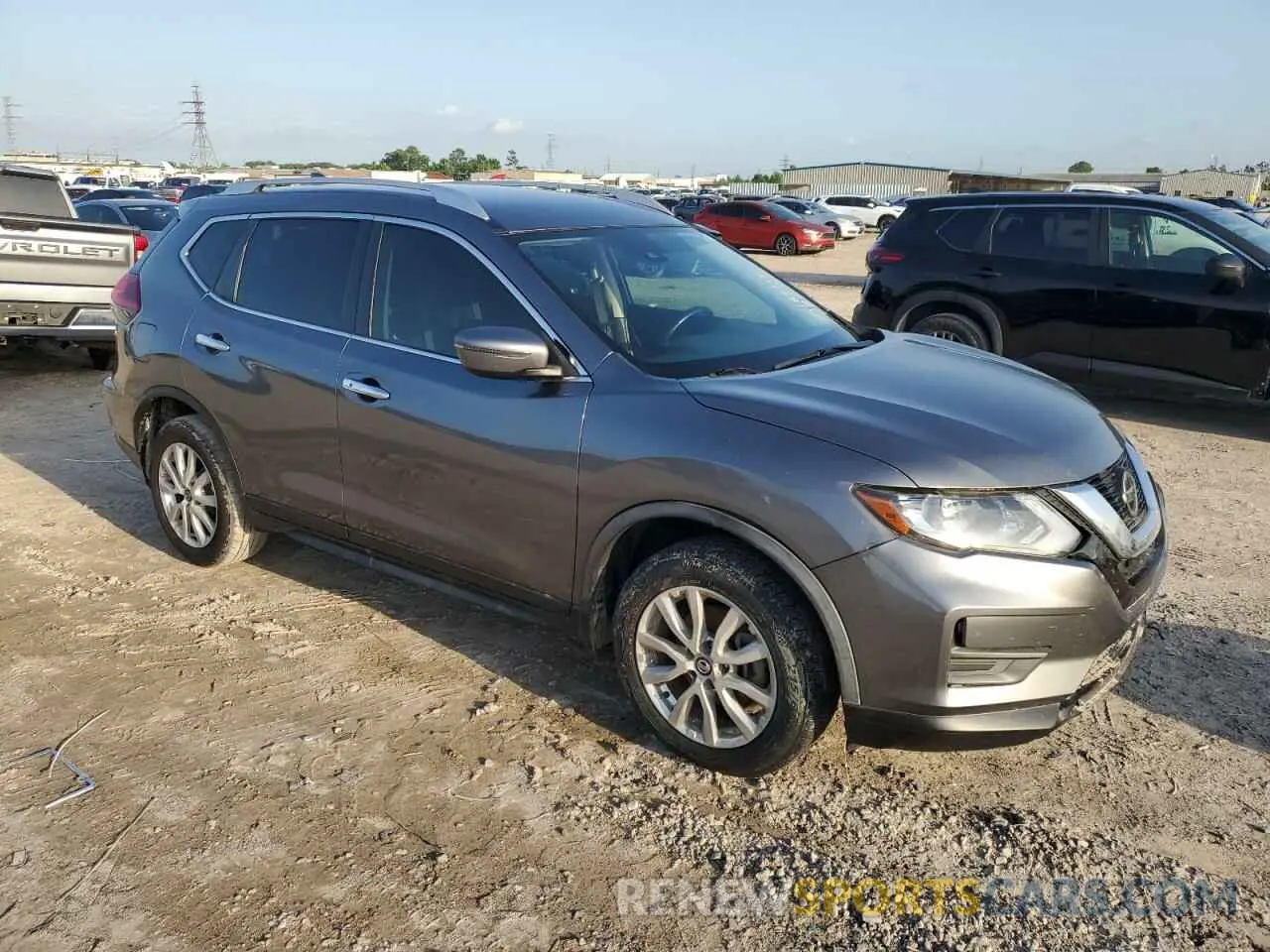 4 Photograph of a damaged car JN8AT2MT3LW015576 NISSAN ROGUE 2020