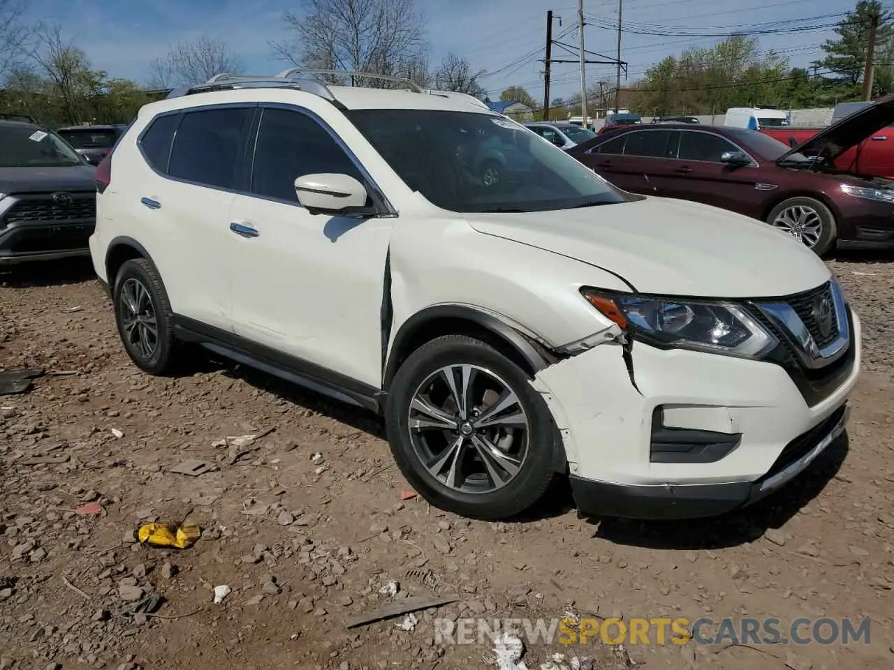 4 Photograph of a damaged car JN8AT2MT3LW030160 NISSAN ROGUE 2020