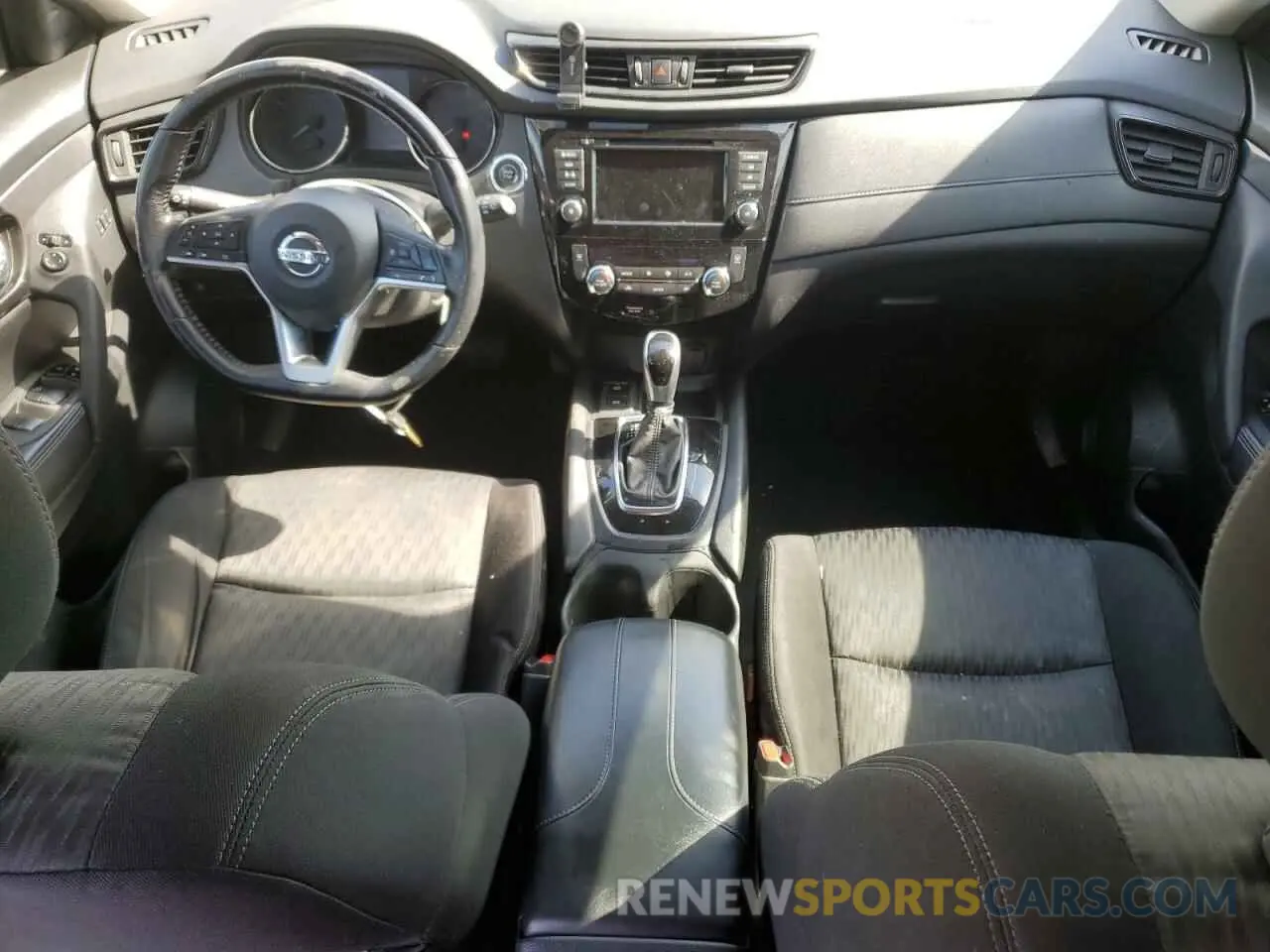 8 Photograph of a damaged car JN8AT2MT3LW030160 NISSAN ROGUE 2020