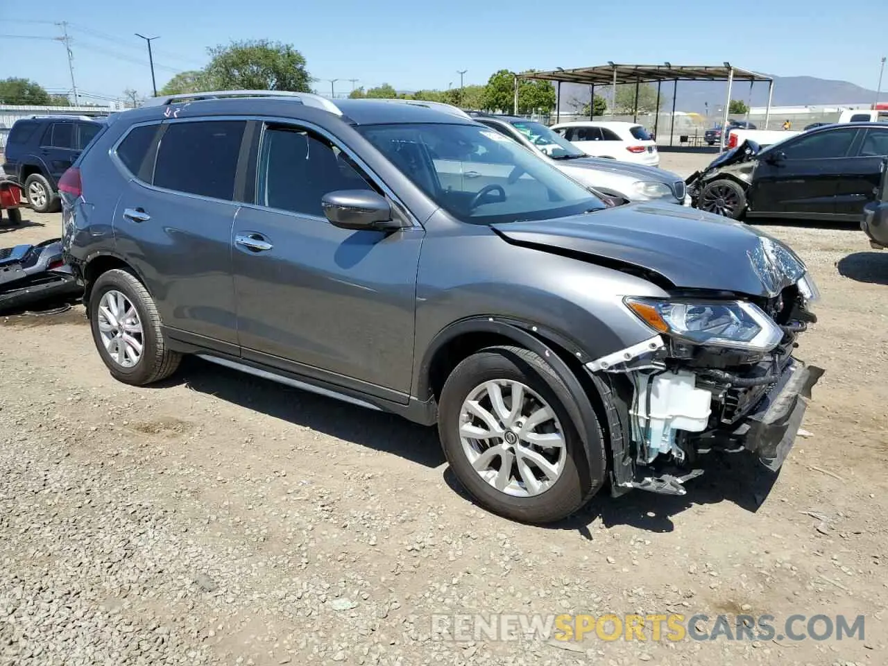 4 Photograph of a damaged car JN8AT2MT3LW042602 NISSAN ROGUE 2020