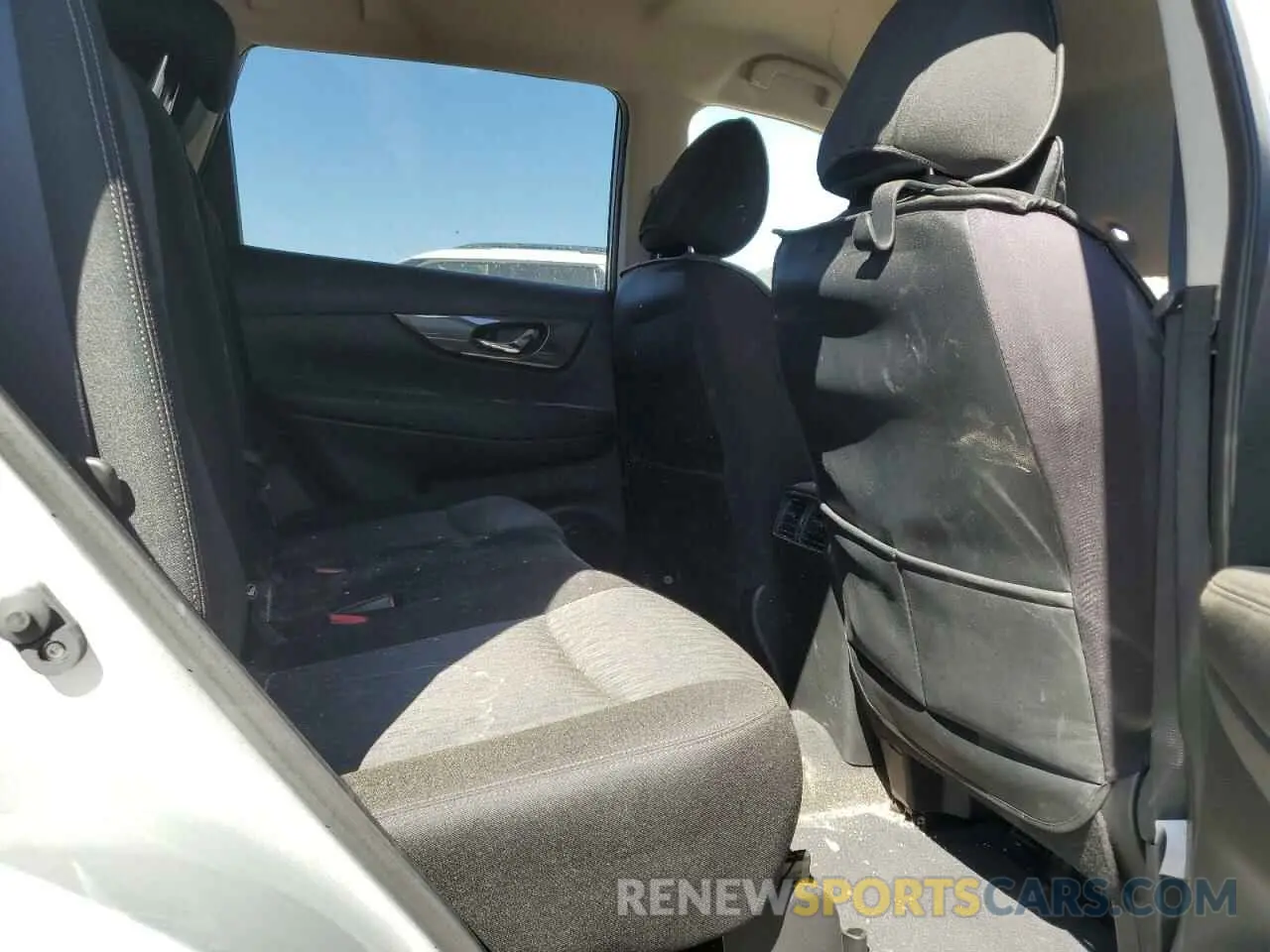 11 Photograph of a damaged car JN8AT2MT4LW000424 NISSAN ROGUE 2020