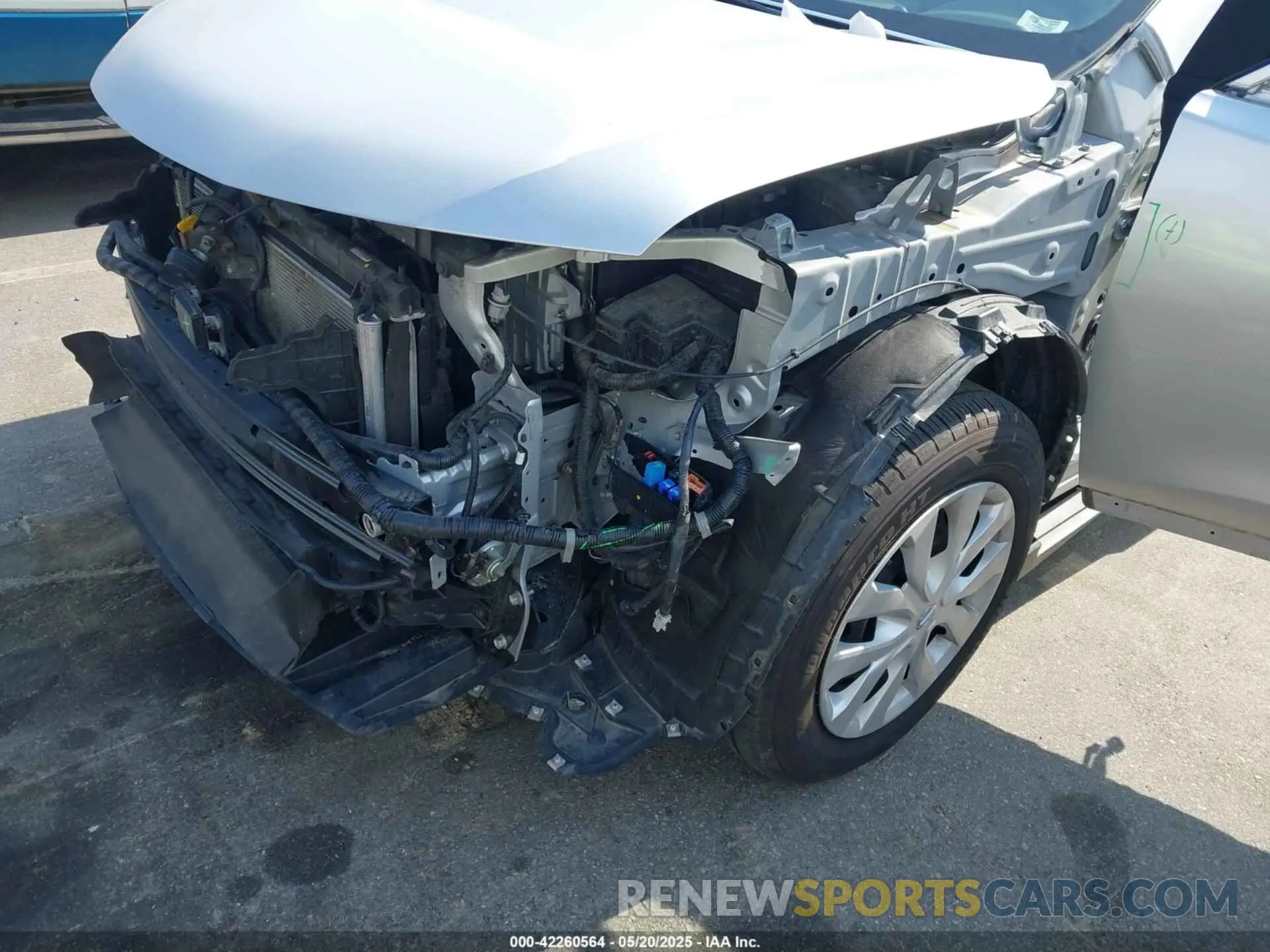 6 Photograph of a damaged car JN8AT2MT4LW003968 NISSAN ROGUE 2020