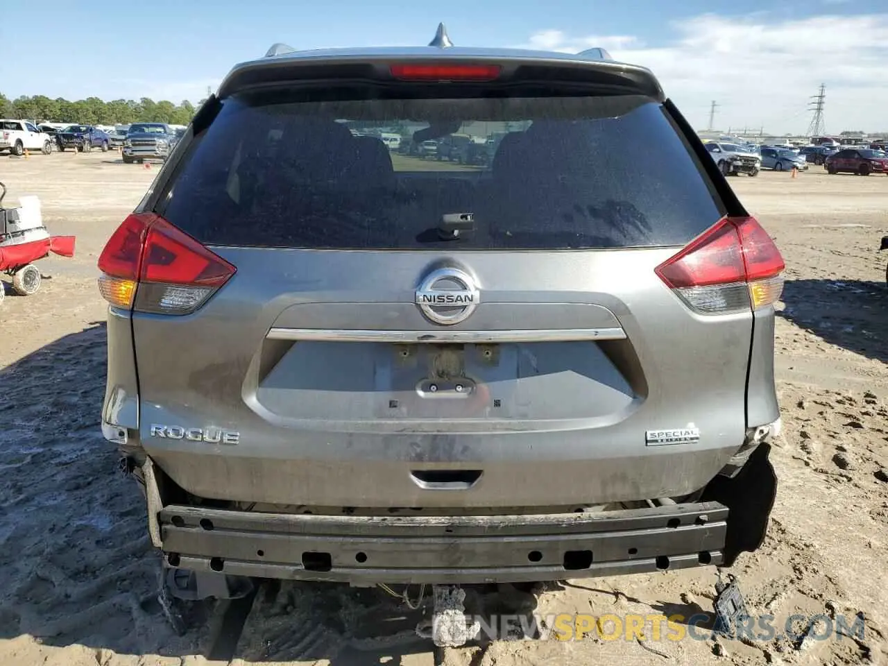 6 Photograph of a damaged car JN8AT2MT4LW004148 NISSAN ROGUE 2020