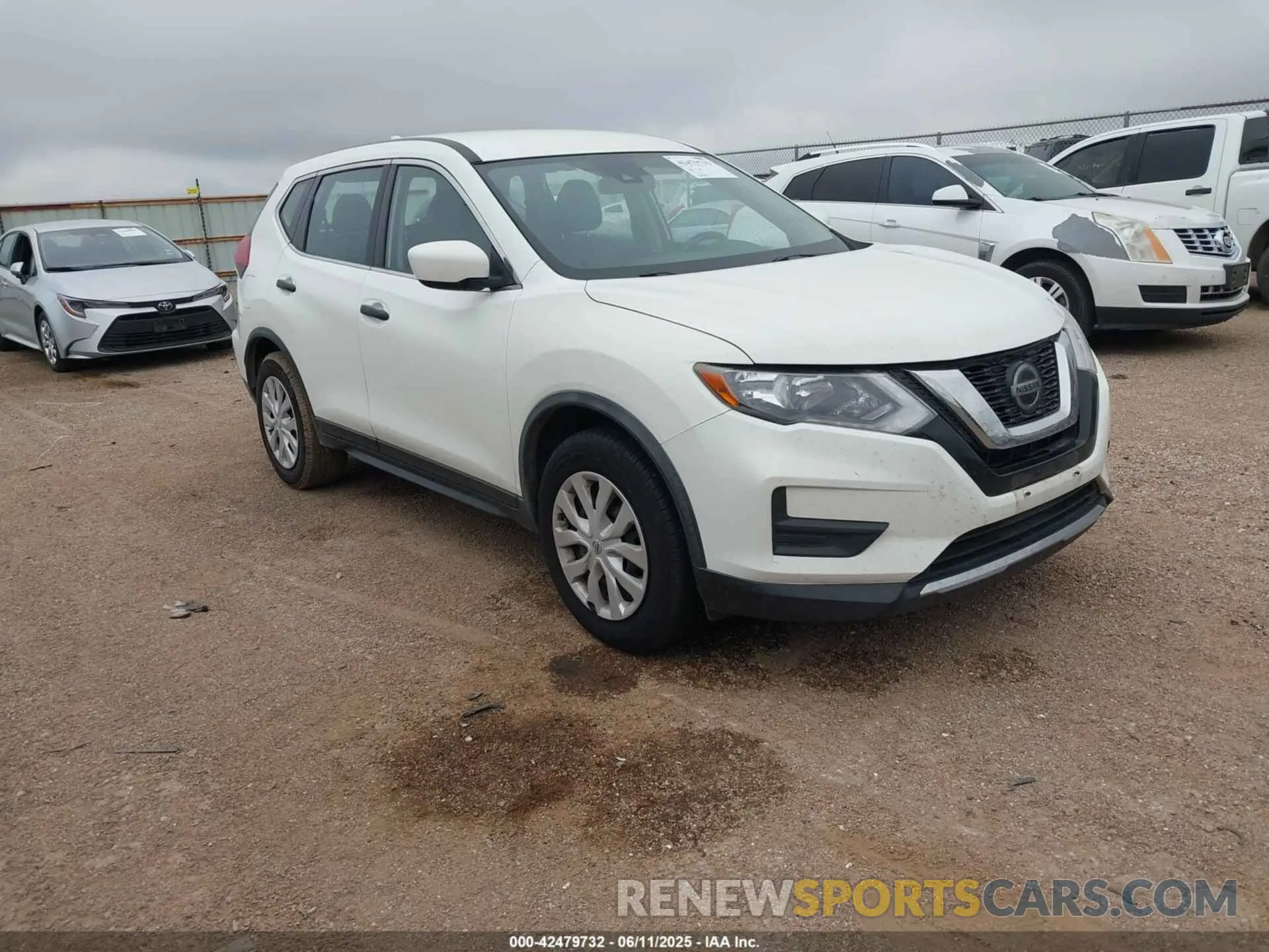 1 Photograph of a damaged car JN8AT2MT4LW013111 NISSAN ROGUE 2020