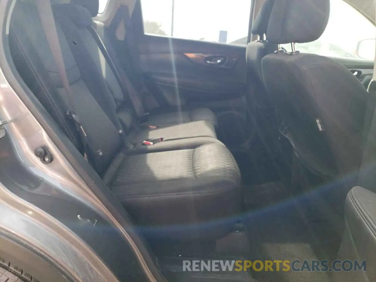 11 Photograph of a damaged car JN8AT2MT4LW037909 NISSAN ROGUE 2020