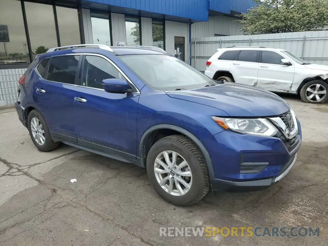 4 Photograph of a damaged car JN8AT2MT4LW038090 NISSAN ROGUE 2020
