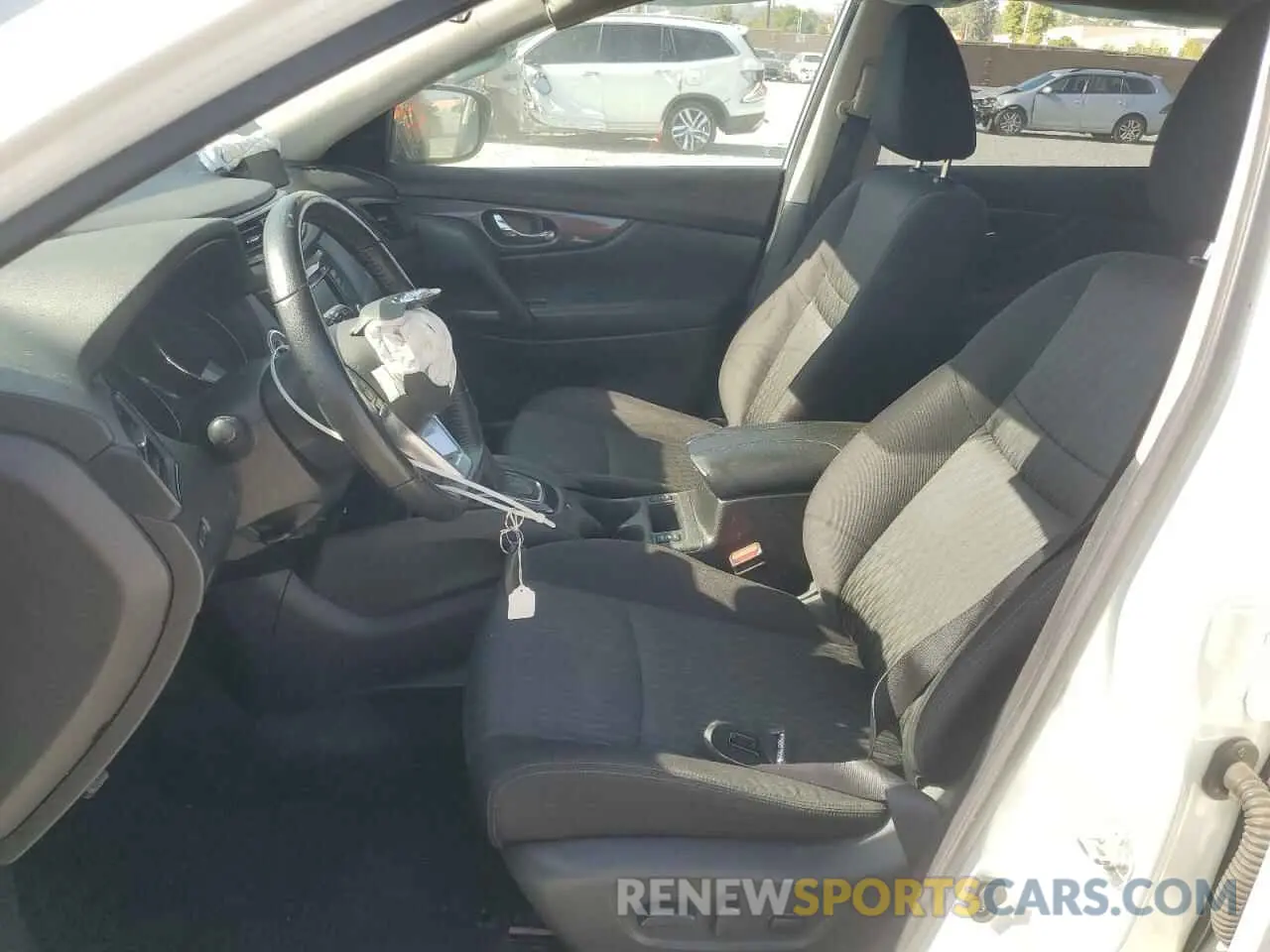 7 Photograph of a damaged car JN8AT2MT5LW012467 NISSAN ROGUE 2020