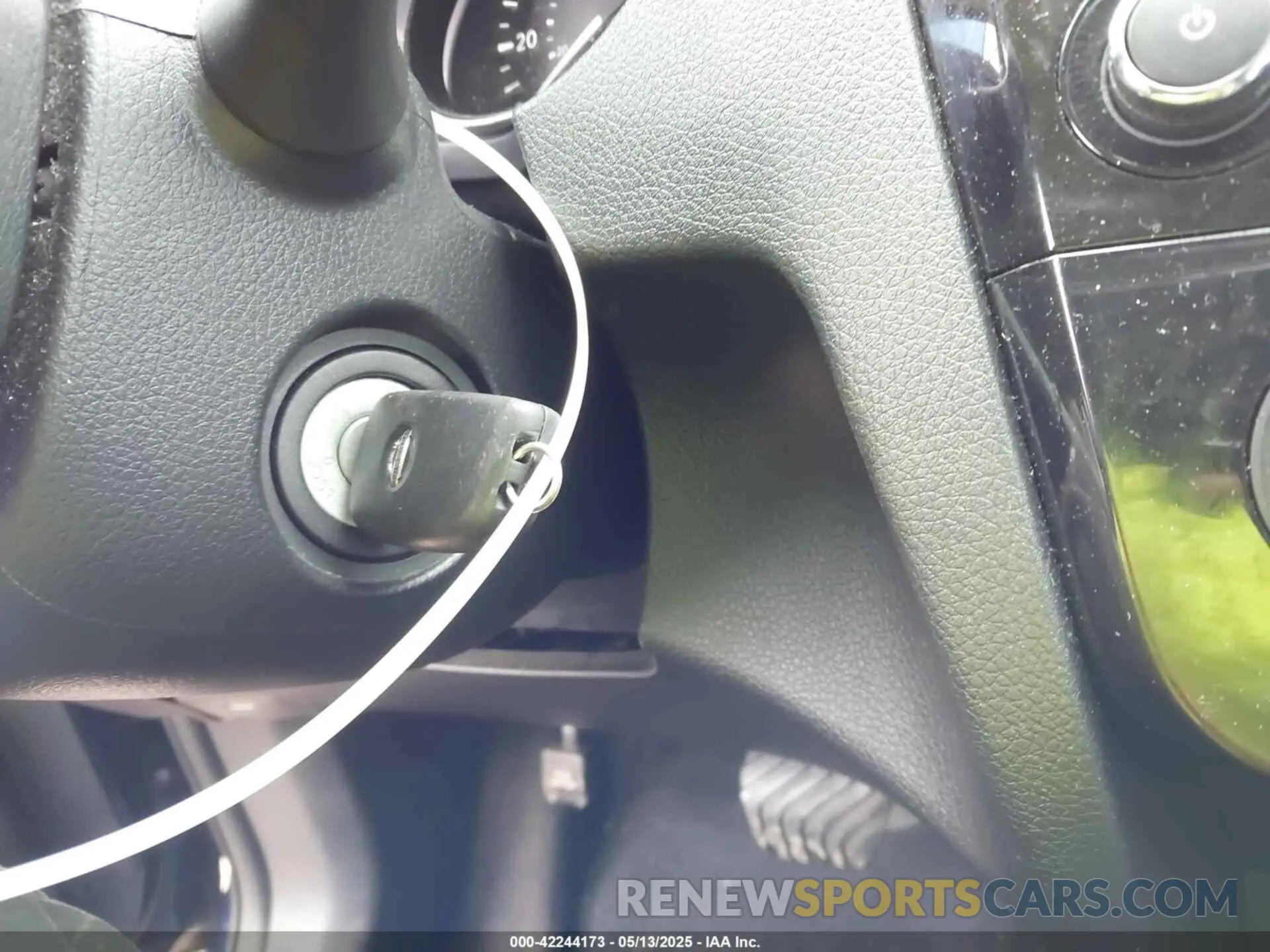 11 Photograph of a damaged car JN8AT2MT5LW036008 NISSAN ROGUE 2020