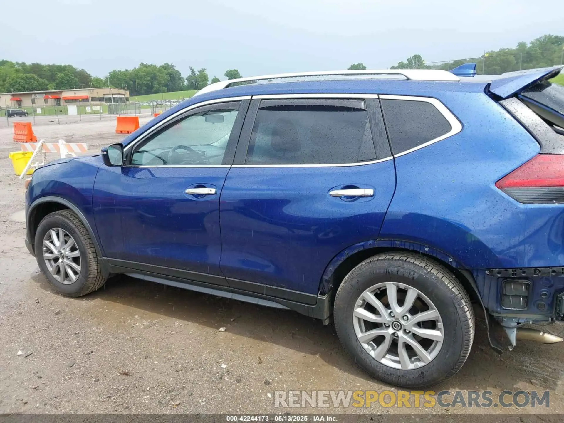 15 Photograph of a damaged car JN8AT2MT5LW036008 NISSAN ROGUE 2020