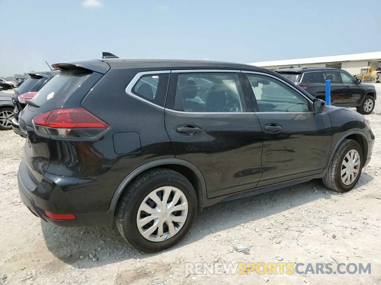 4 Photograph of a damaged car JN8AT2MT5LW041919 NISSAN ROGUE 2020