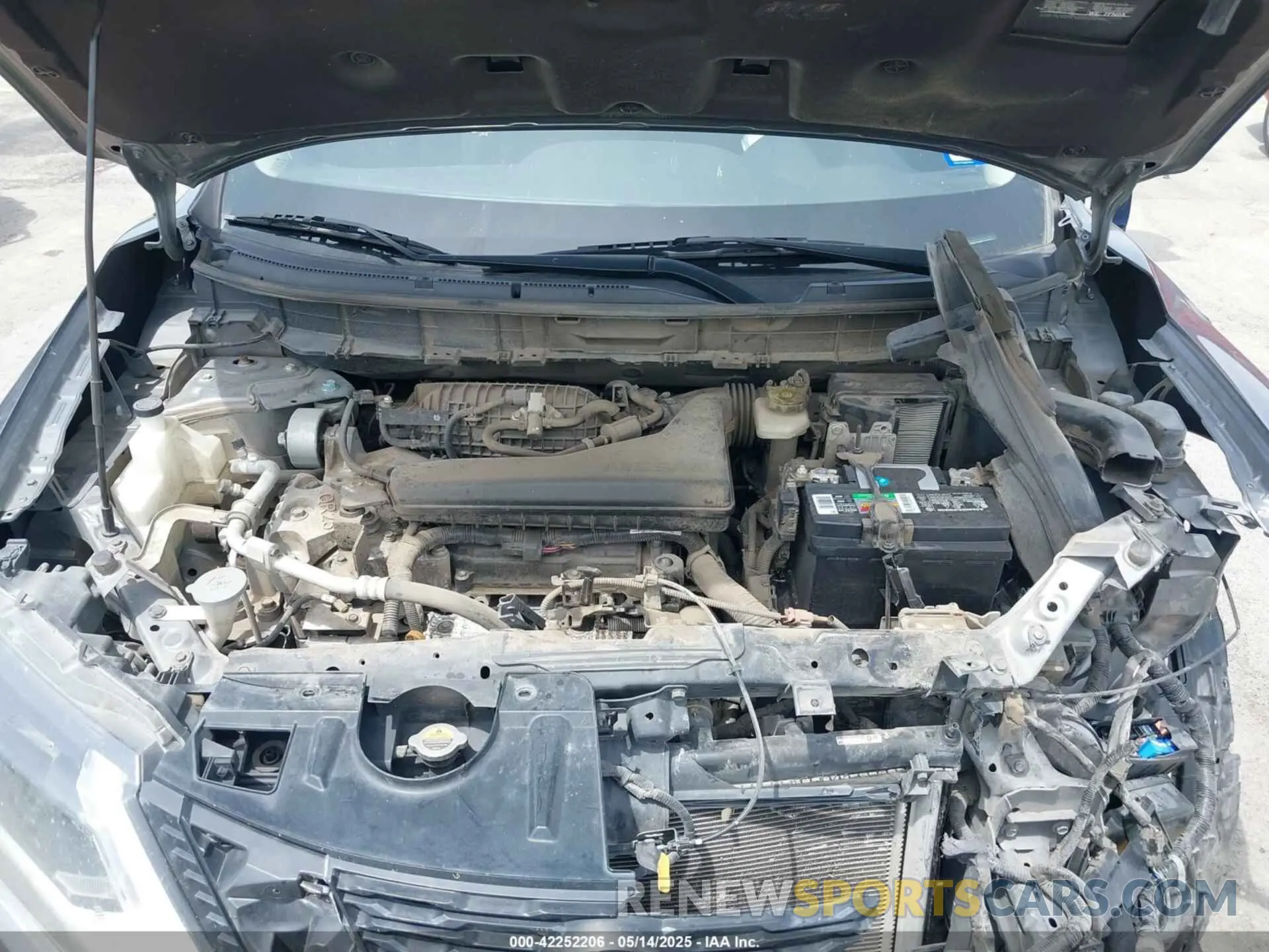 10 Photograph of a damaged car JN8AT2MT6LW000585 NISSAN ROGUE 2020
