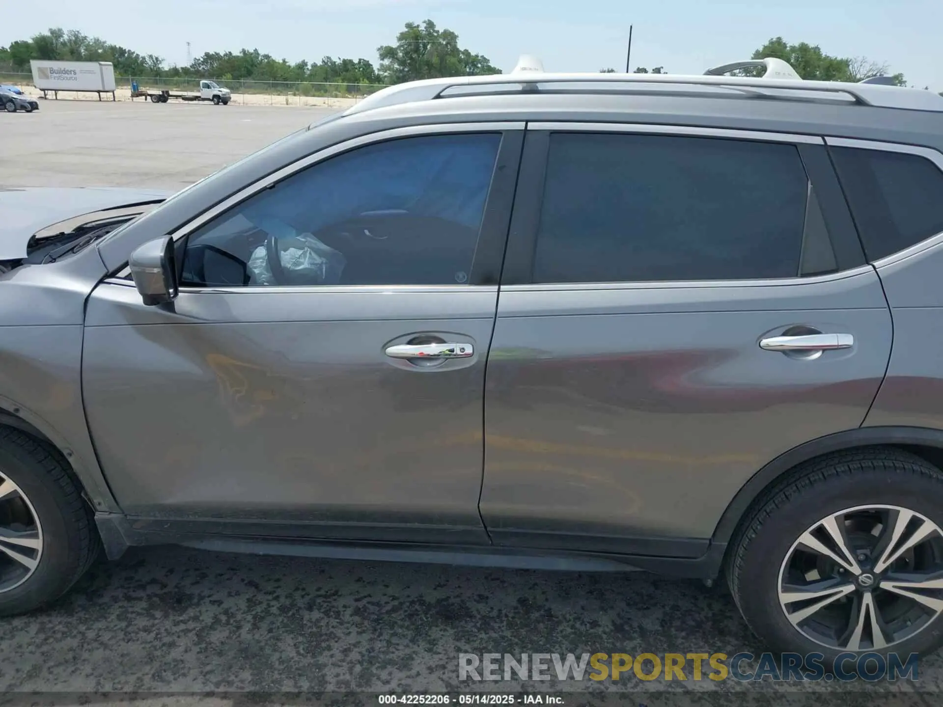 14 Photograph of a damaged car JN8AT2MT6LW000585 NISSAN ROGUE 2020