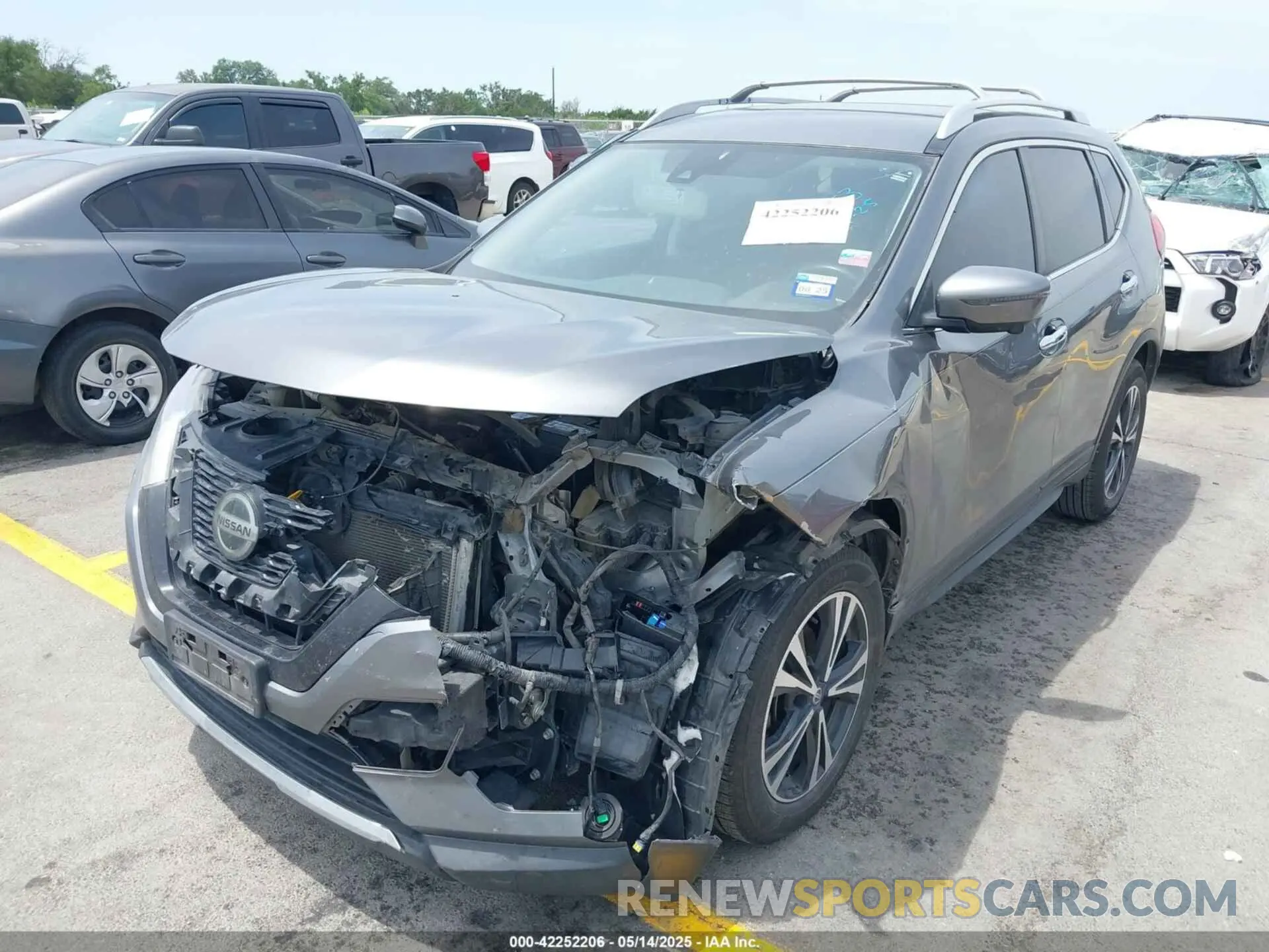 6 Photograph of a damaged car JN8AT2MT6LW000585 NISSAN ROGUE 2020