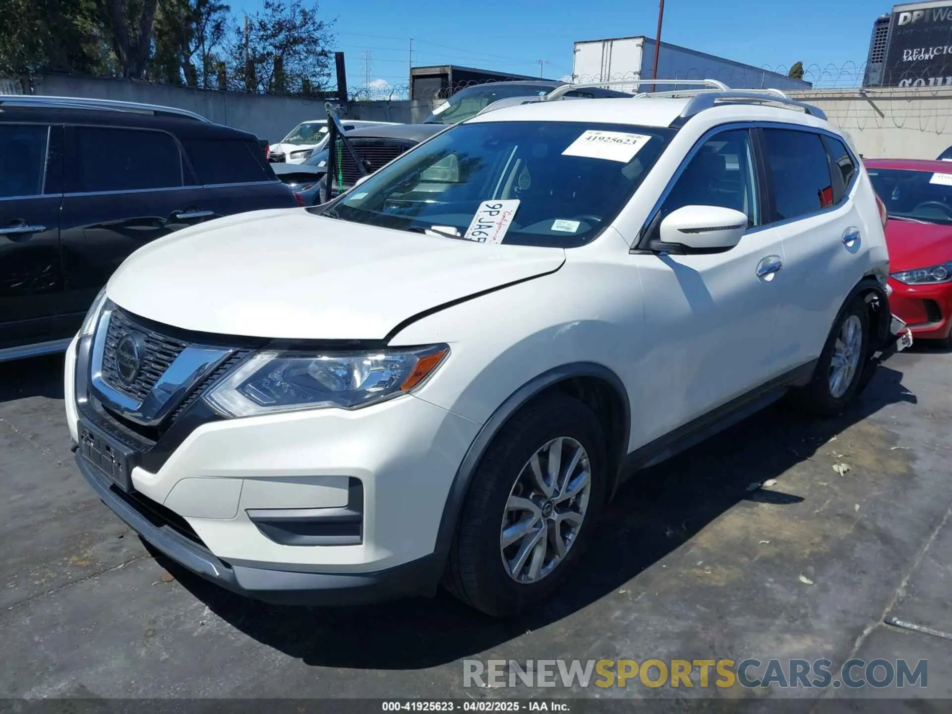 2 Photograph of a damaged car JN8AT2MT6LW003230 NISSAN ROGUE 2020
