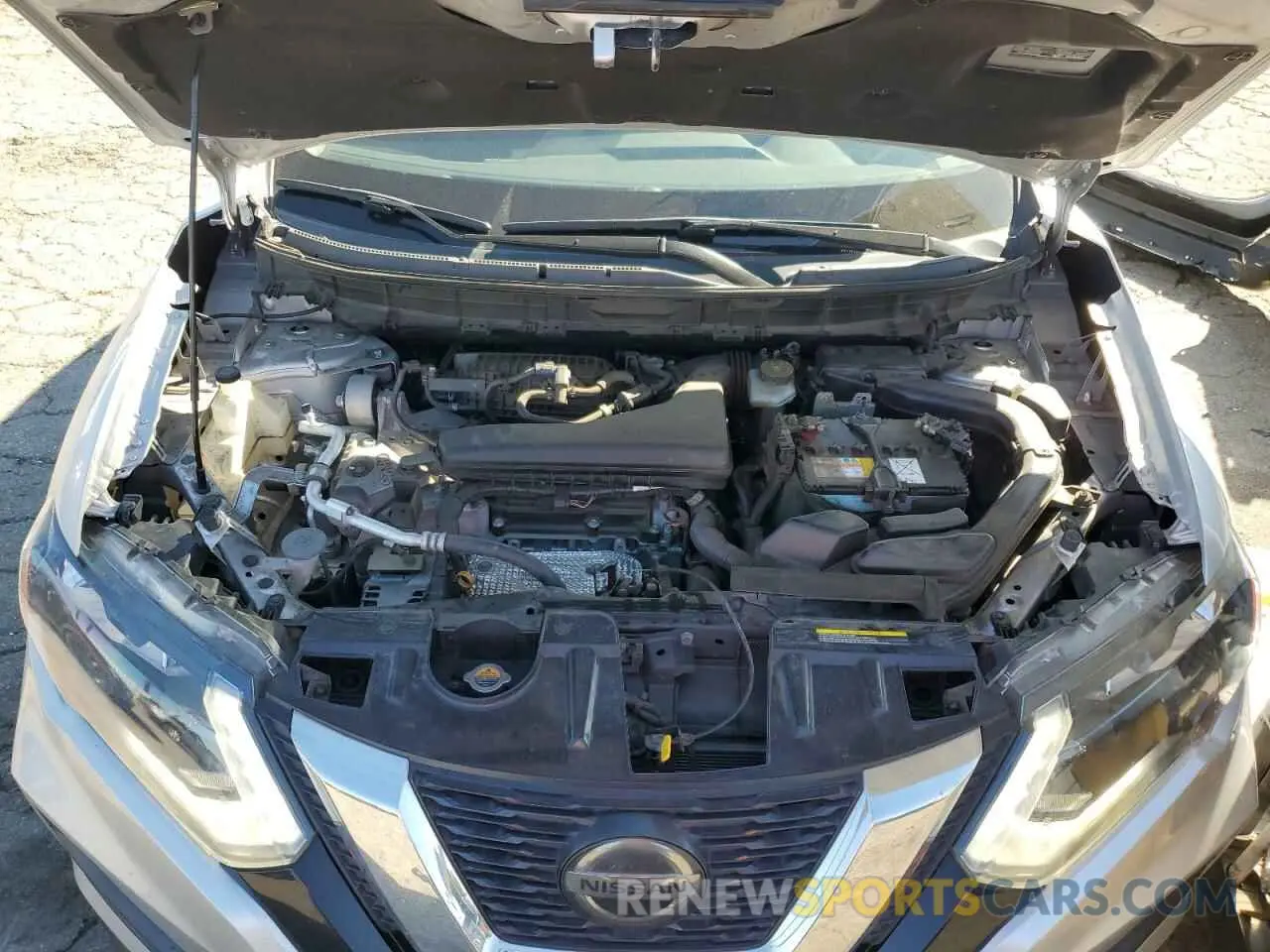 12 Photograph of a damaged car JN8AT2MT6LW032162 NISSAN ROGUE 2020