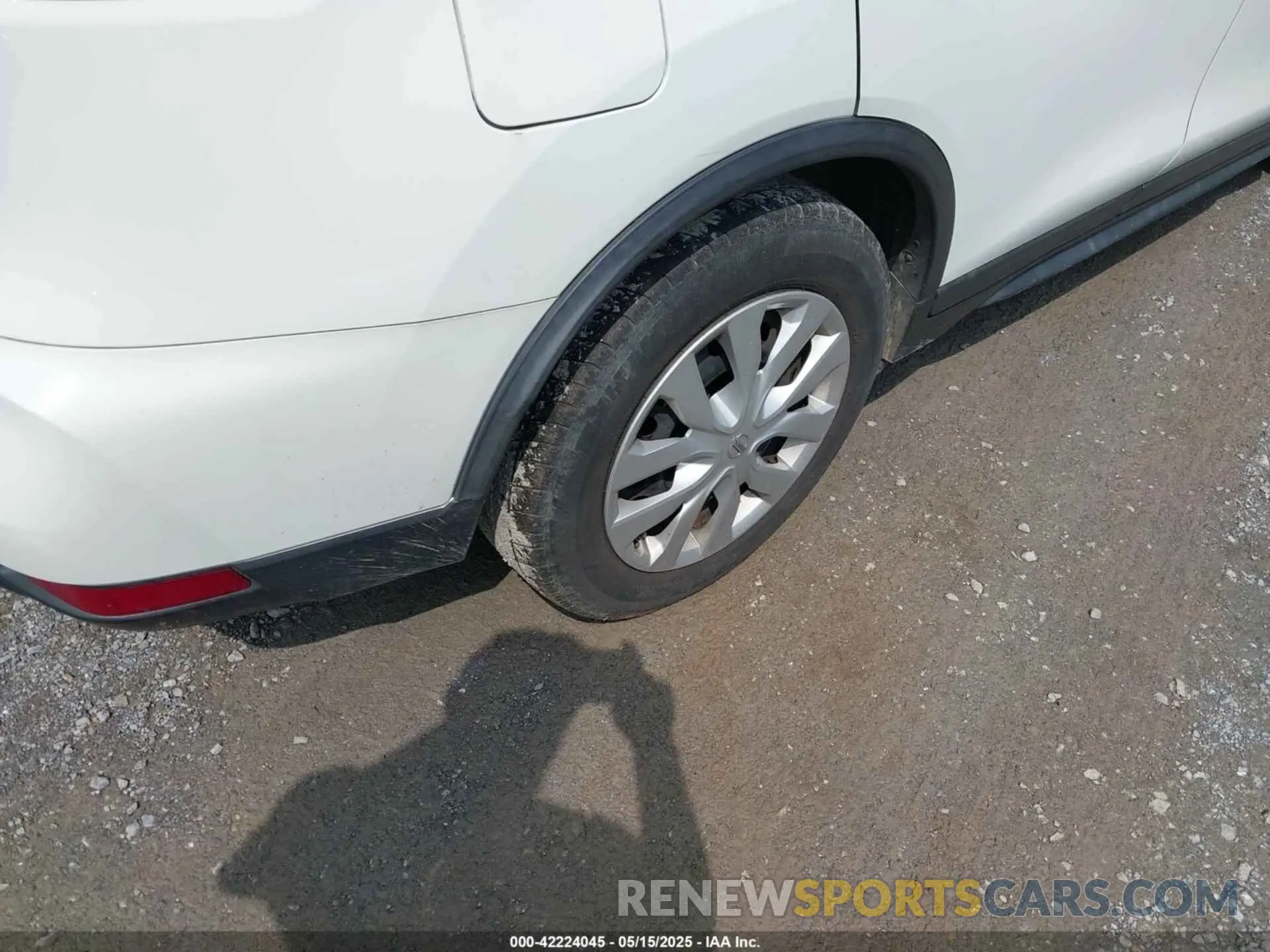 12 Photograph of a damaged car JN8AT2MT6LW036325 NISSAN ROGUE 2020