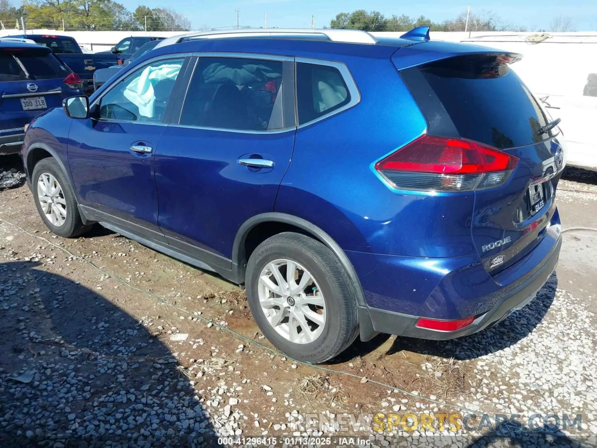 3 Photograph of a damaged car JN8AT2MT6LW041119 NISSAN ROGUE 2020