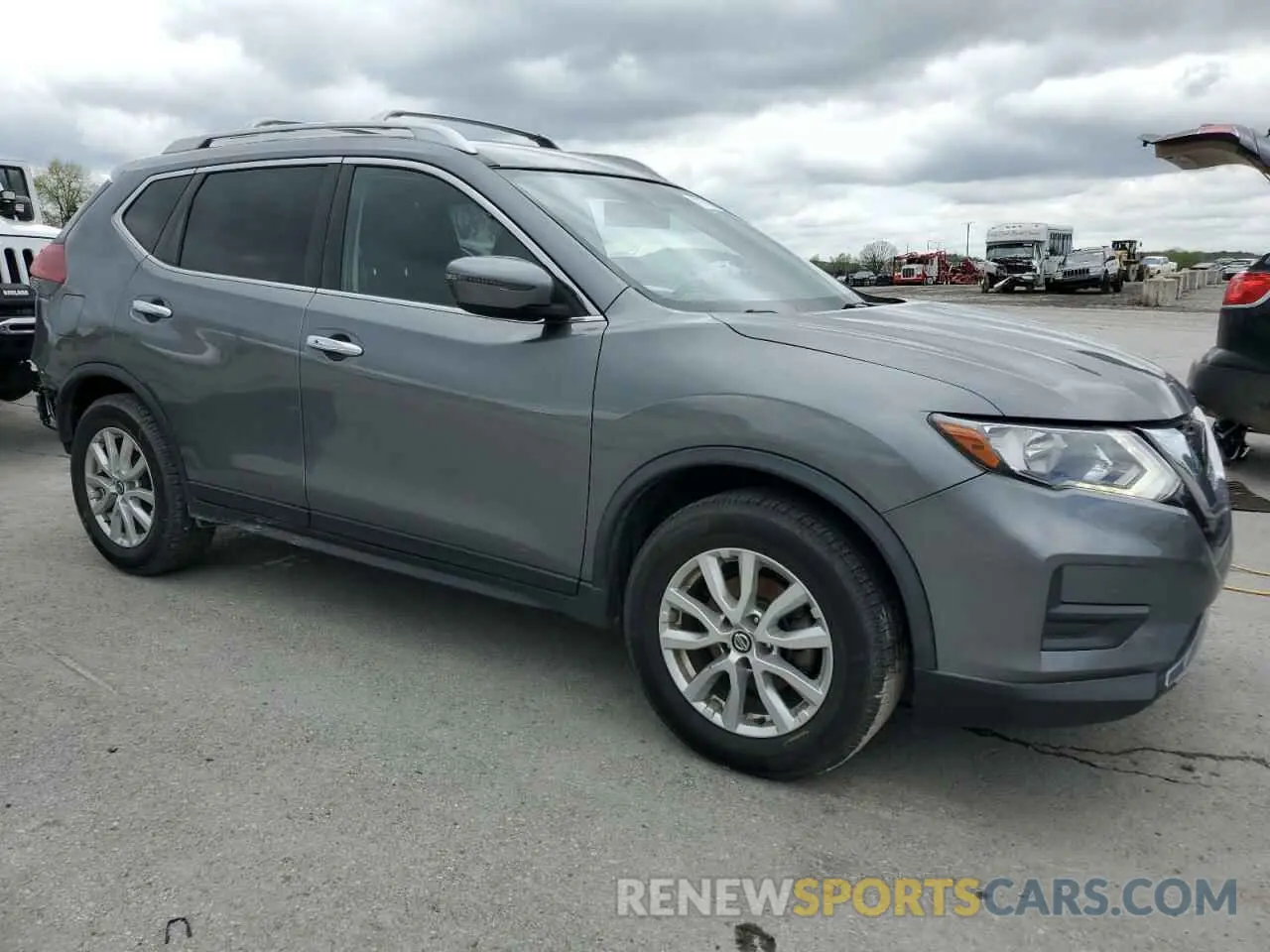 4 Photograph of a damaged car JN8AT2MT7LW039556 NISSAN ROGUE 2020